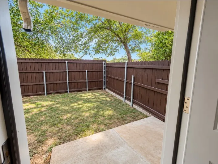 Single Family Residence For Rent in Tarrant County , 2705 Petersburg Drive, Arlington, Texas 76014, 3 Bedroom, 2 Bathroom, Garage spaces, 2,404 Sqft, built in 1978, mls#21421420, Real Estate Agent in Arlington, Homes For Rent in Tarrant county, Homes For Rent in Arlington, Realtor in Arlington Texas, Real Estate Brokerage Independent Realty Texas, Luminita Cordes Realtor