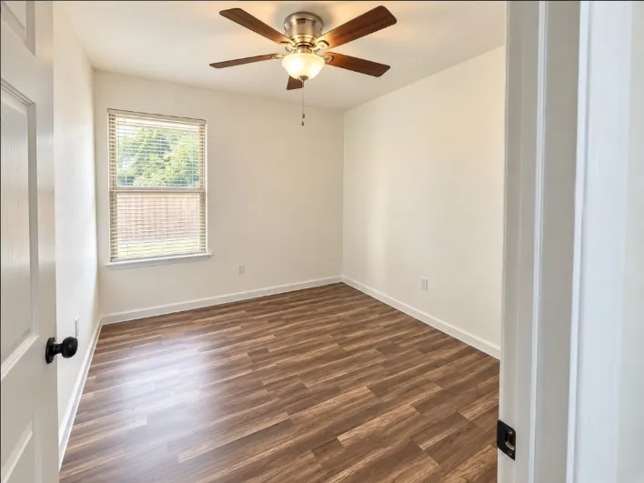 Single Family Residence For Rent in Tarrant County , 2705 Petersburg Drive, Arlington, Texas 76014, 3 Bedroom, 2 Bathroom, Garage spaces, 2,404 Sqft, built in 1978, mls#21421420, Real Estate Agent in Arlington, Homes For Rent in Tarrant county, Homes For Rent in Arlington, Realtor in Arlington Texas, Real Estate Brokerage Independent Realty Texas, Luminita Cordes Realtor