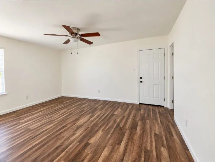 Single Family Residence For Rent in Tarrant County , 2705 Petersburg Drive, Arlington, Texas 76014, 3 Bedroom, 2 Bathroom, Garage spaces, 2,404 Sqft, built in 1978, mls#21421420, Real Estate Agent in Arlington, Homes For Rent in Tarrant county, Homes For Rent in Arlington, Realtor in Arlington Texas, Real Estate Brokerage Independent Realty Texas, Luminita Cordes Realtor