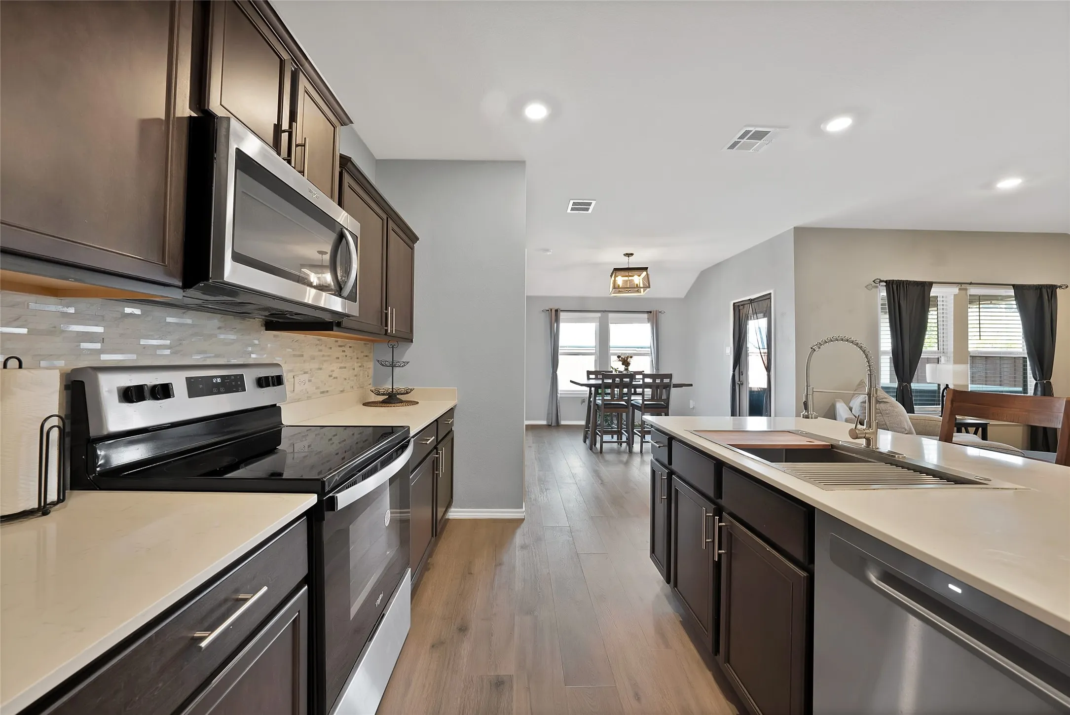 Single Family Residence For Sale in Denton County , 13121 S Haven Way, Providence Village, Texas 76227, 4 Bedroom, 2 Bathroom, 2 Garage spaces, 1,738 Sqft, built in 2023, mls#21421293, Real Estate Agent in Providence Village, Homes For Sale in Denton county, Homes For Sale in Providence Village, Realtor in Providence Village Texas, Real Estate Brokerage Independent Realty Texas, Luminita Cordes Realtor