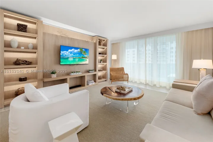 102 24th St 1208, Miami Beach, Florida 33139