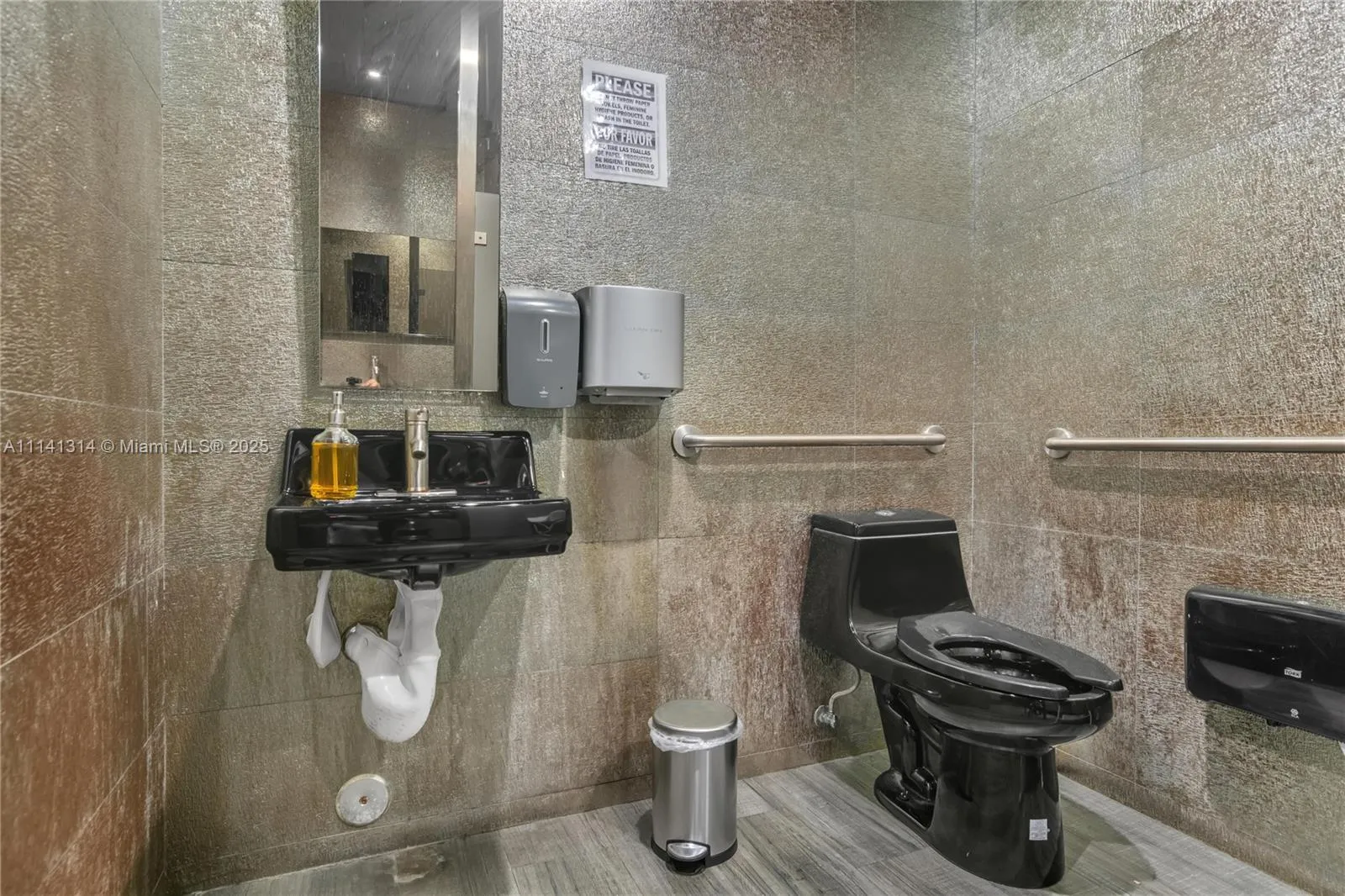 99 Miracle Mile- Restaurant For Sale, Coral Gables, Coral Gables, Florida 33134, ,Business Opportunity,For Sale,99 Miracle Mile- Restaurant For Sale, Coral Gables,A11141314