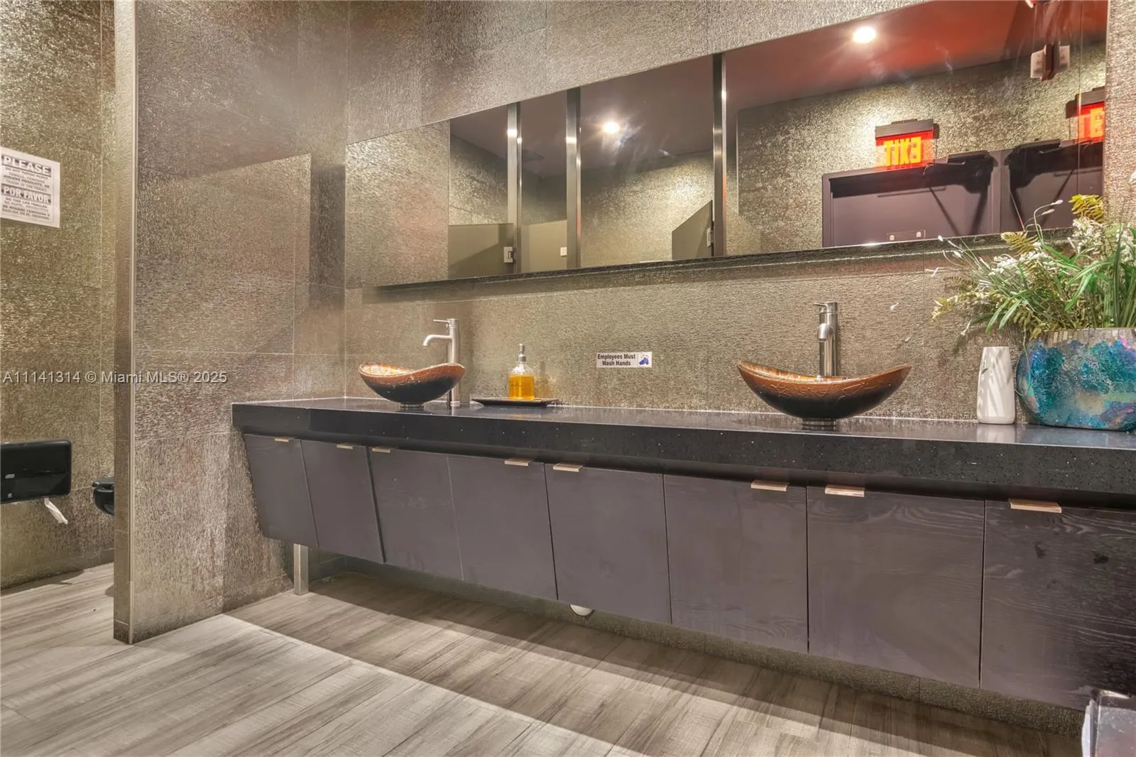 99 Miracle Mile- Restaurant For Sale, Coral Gables, Coral Gables, Florida 33134, ,Business Opportunity,For Sale,99 Miracle Mile- Restaurant For Sale, Coral Gables,A11141314