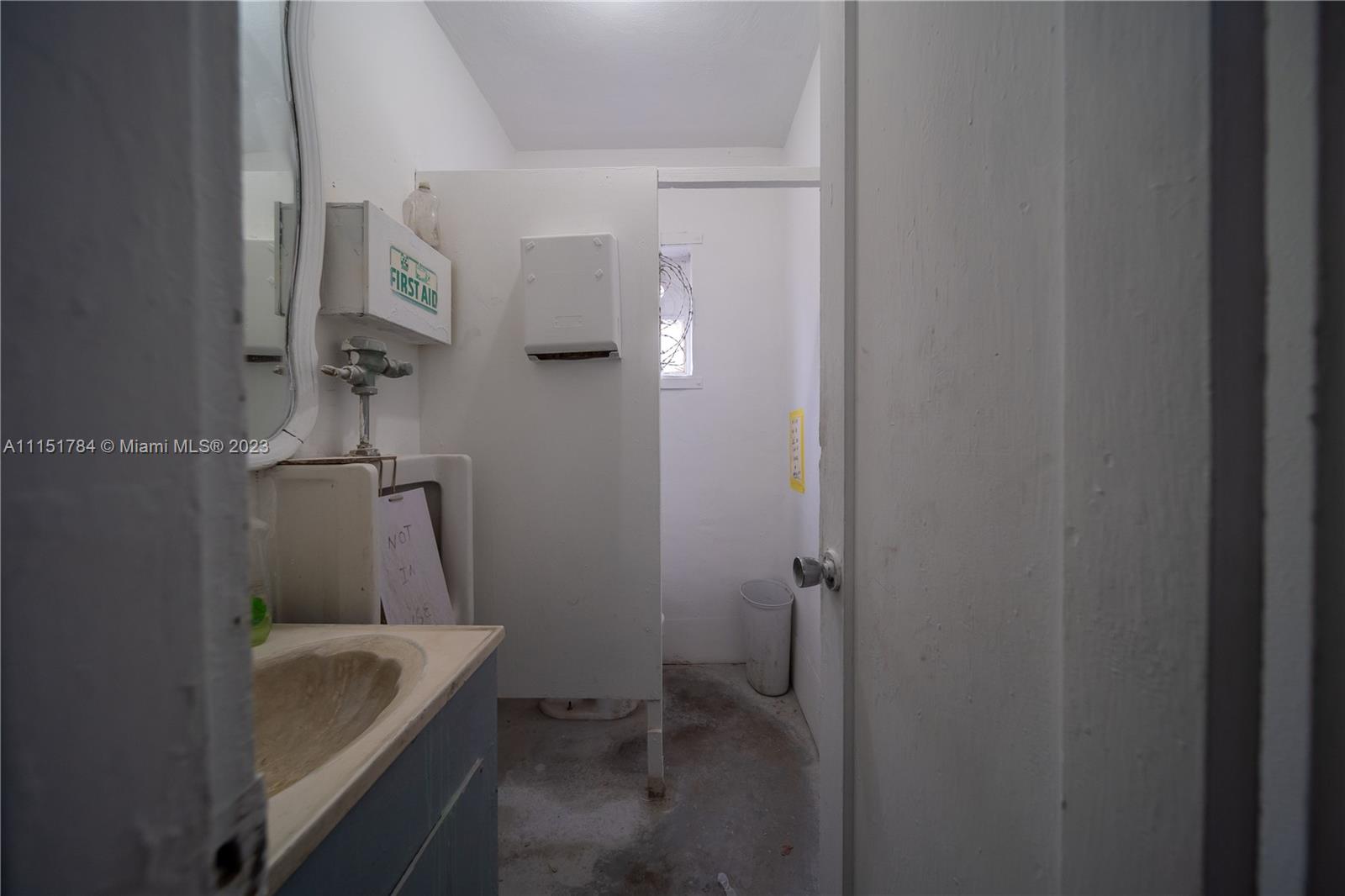 1040 E 26th Street, Hialeah, Florida 33013, Hialeah, Florida 33013, ,Commercial Sale,For Sale,1040 E 26th Street, Hialeah, Florida 33013,A11151784