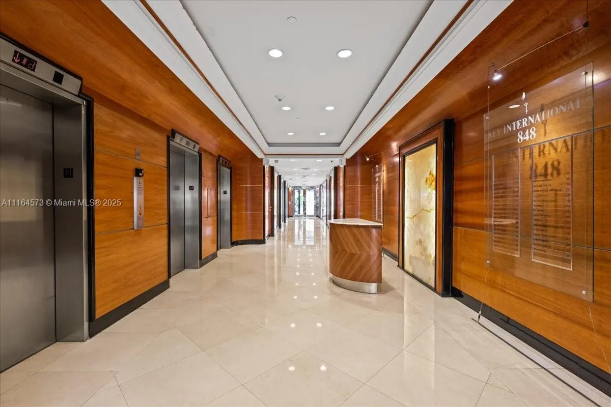 848 Brickell Ave, Miami, Florida 33131, Miami, Florida 33131, ,Commercial Lease,For Rent,848 Brickell Ave, Miami, Florida 33131,A11164573
