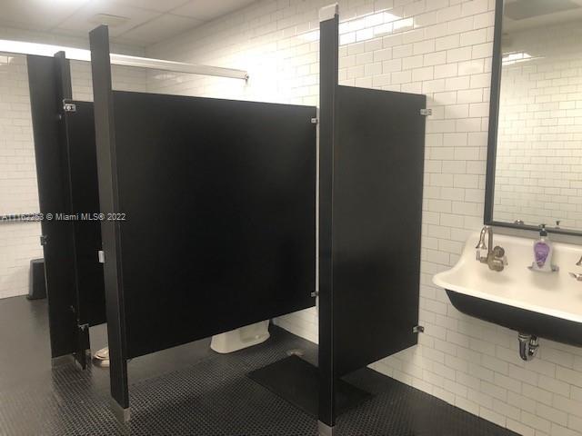 6990 NW 25th St, Miami, Florida 33122, Miami, Florida 33122, ,Commercial Lease,For Rent,6990 NW 25th St, Miami, Florida 33122,A11162253