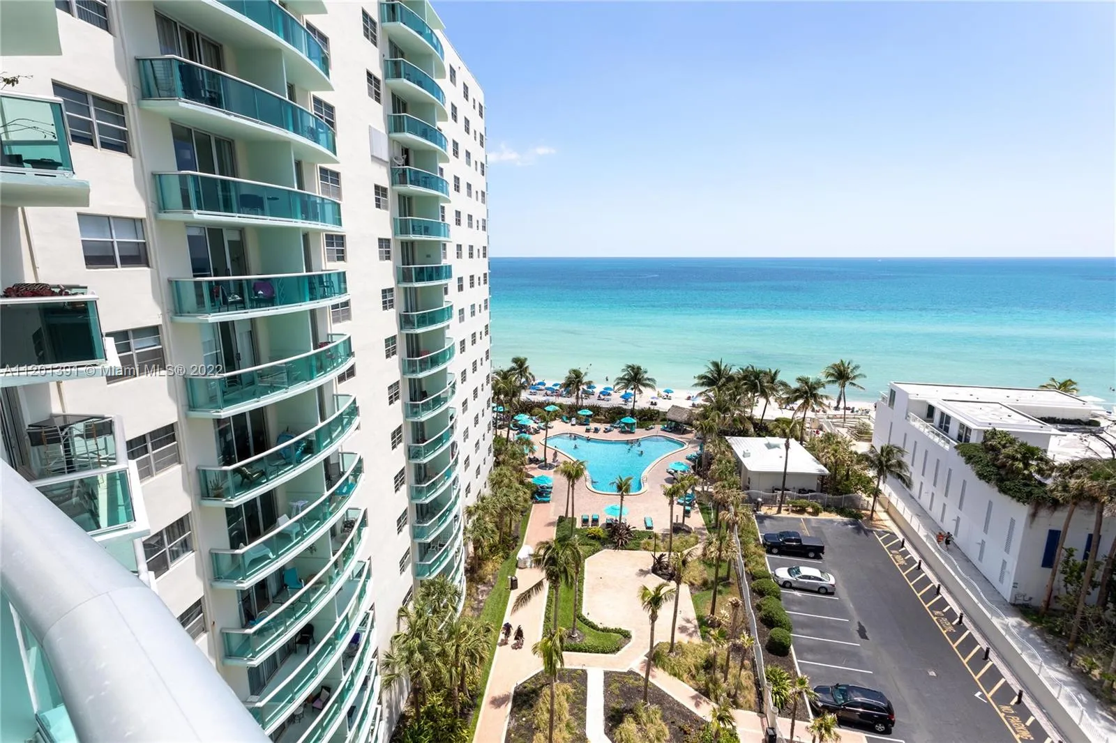 3901 S Ocean Dr 10m, Hollywood, Florida 33019, Hollywood, Florida 33019, 1 Bedroom Bedrooms, ,1 BathroomBathrooms,Residential Lease,For Rent,3901 S Ocean Dr 10m, Hollywood, Florida 33019,A11201391