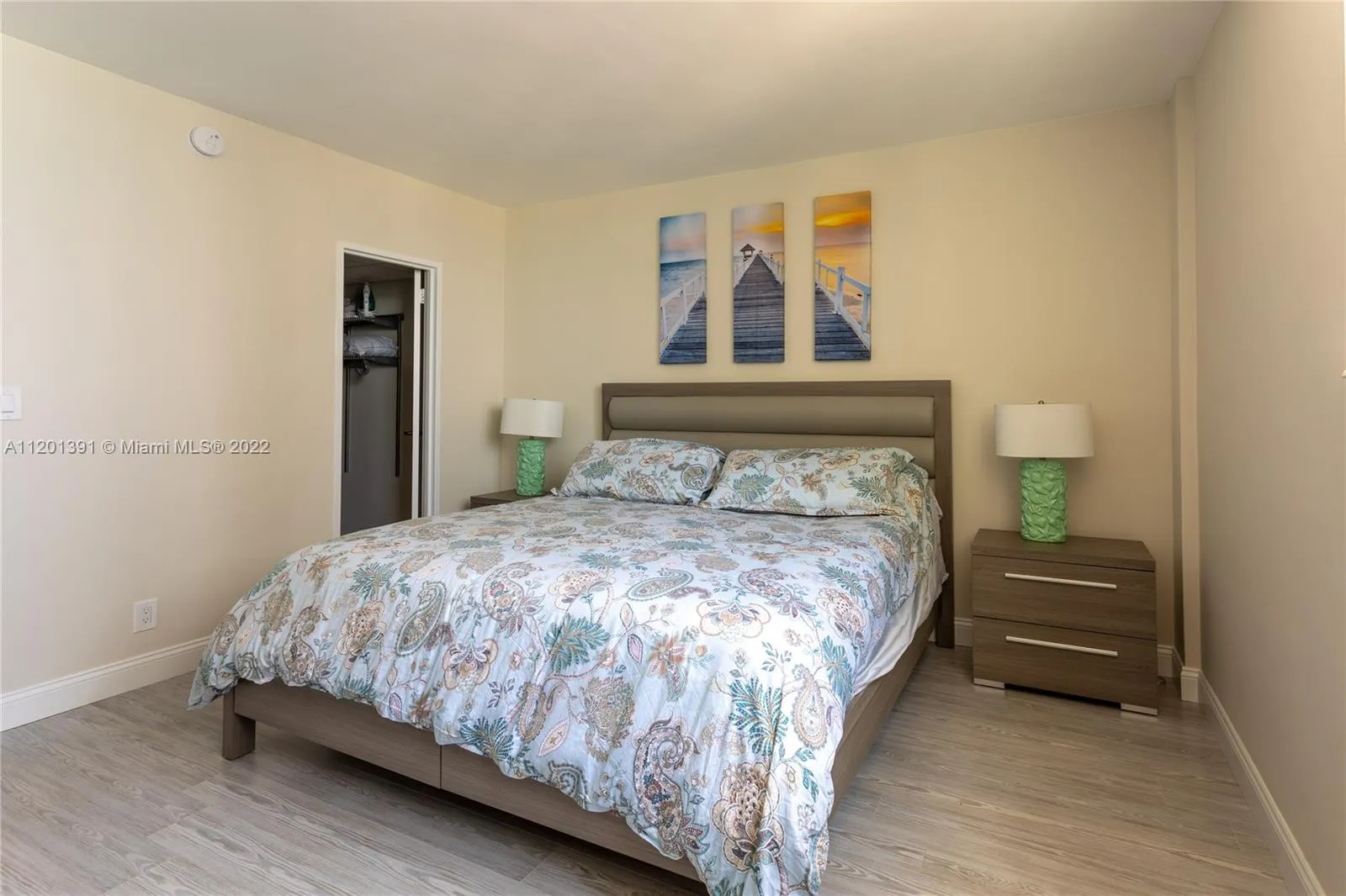 3901 S Ocean Dr 10m, Hollywood, Florida 33019, Hollywood, Florida 33019, 1 Bedroom Bedrooms, ,1 BathroomBathrooms,Residential Lease,For Rent,3901 S Ocean Dr 10m, Hollywood, Florida 33019,A11201391