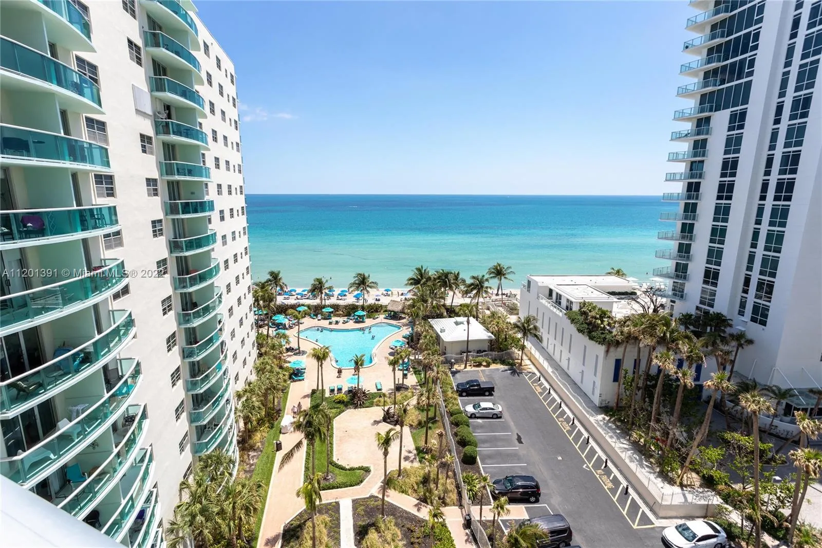 3901 S Ocean Dr 10m, Hollywood, Florida 33019, Hollywood, Florida 33019, 1 Bedroom Bedrooms, ,1 BathroomBathrooms,Residential Lease,For Rent,3901 S Ocean Dr 10m, Hollywood, Florida 33019,A11201391