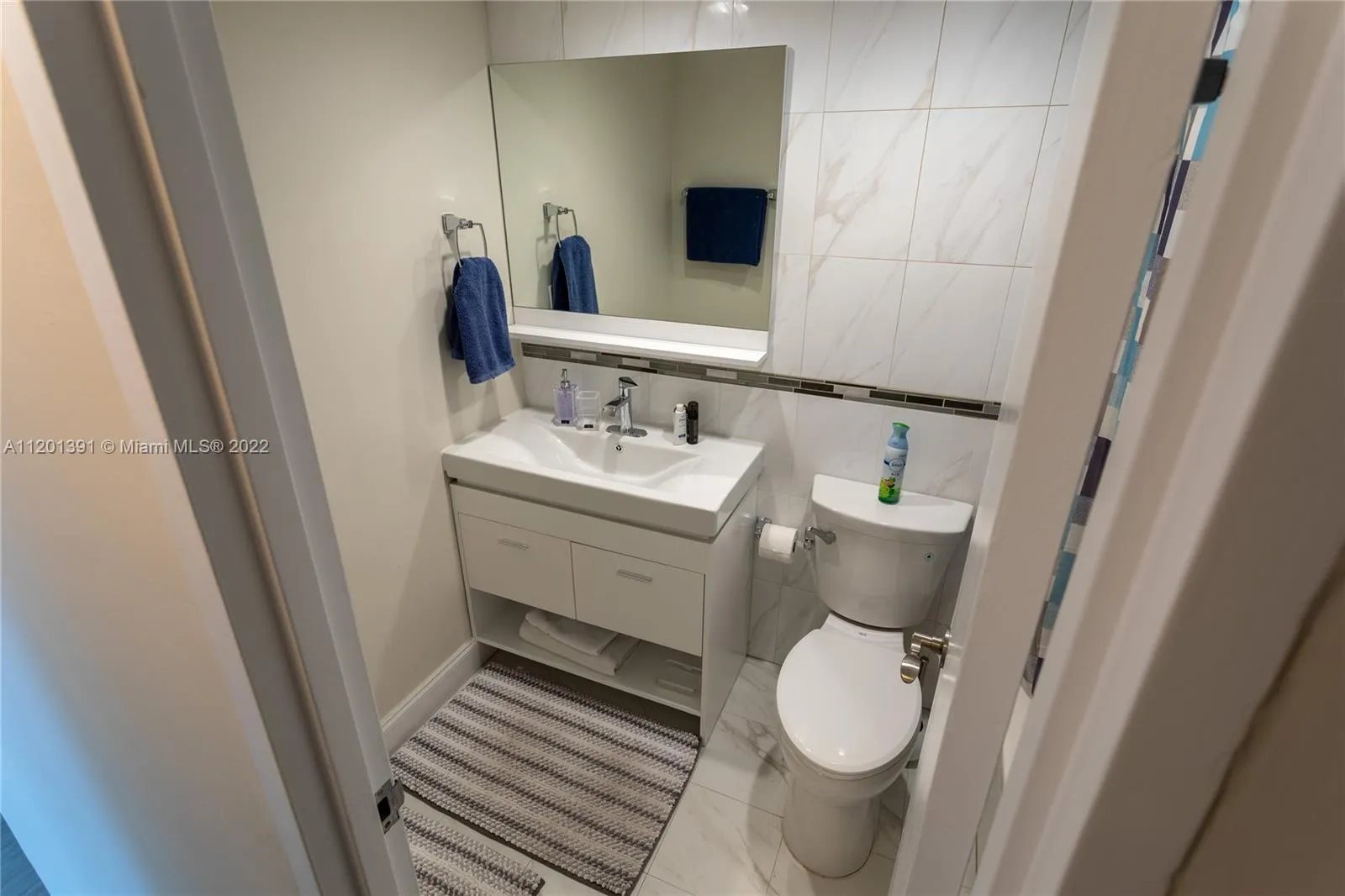 3901 S Ocean Dr 10m, Hollywood, Florida 33019, Hollywood, Florida 33019, 1 Bedroom Bedrooms, ,1 BathroomBathrooms,Residential Lease,For Rent,3901 S Ocean Dr 10m, Hollywood, Florida 33019,A11201391