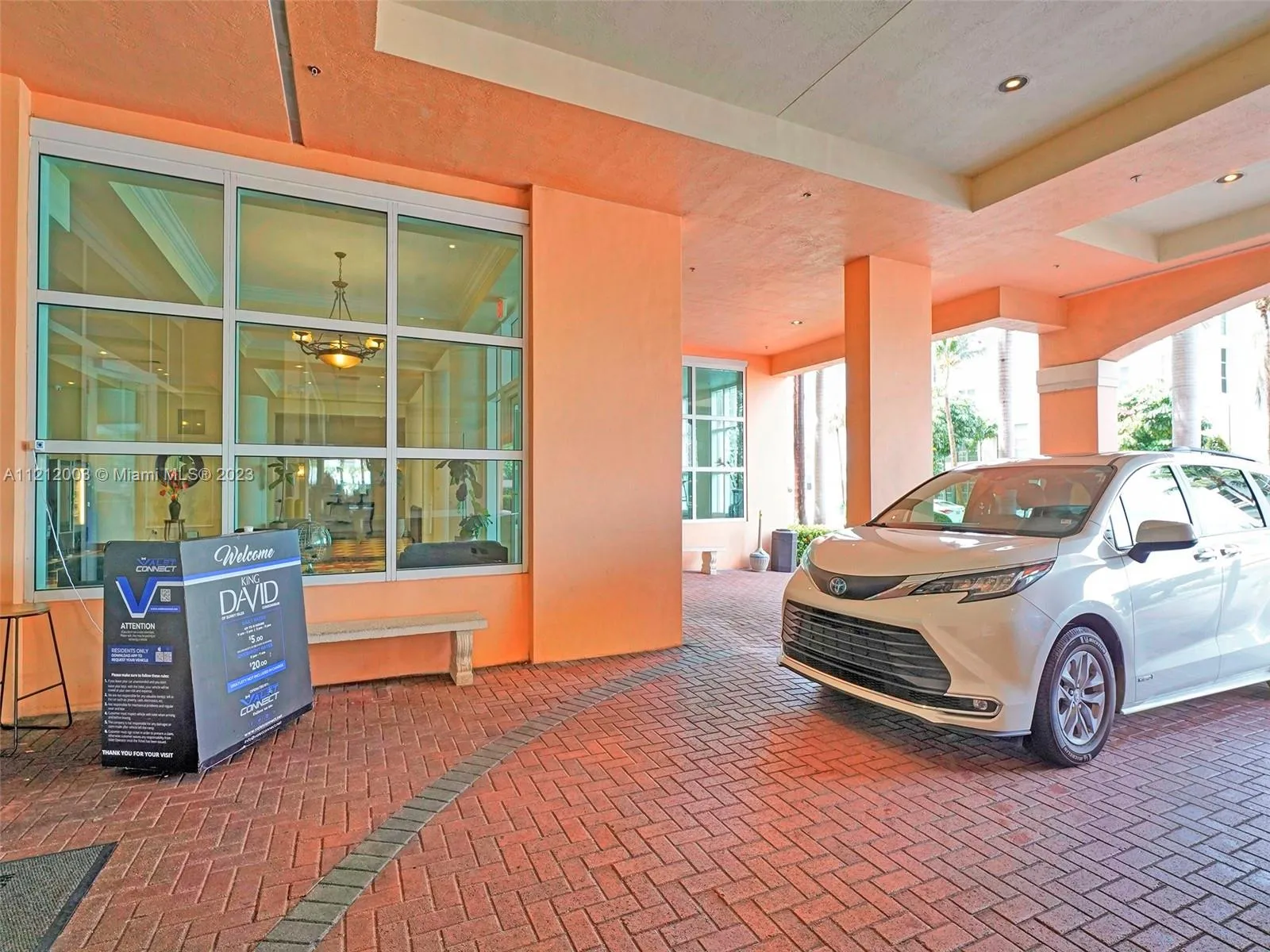 17555 Atlantic Blvd 806, Sunny Isles Beach, Florid, Sunny Isles Beach, Florida 33160, 2 Bedrooms Bedrooms, ,2 BathroomsBathrooms,Residential Lease,For Rent,17555 Atlantic Blvd 806, Sunny Isles Beach, Florid,A11212003