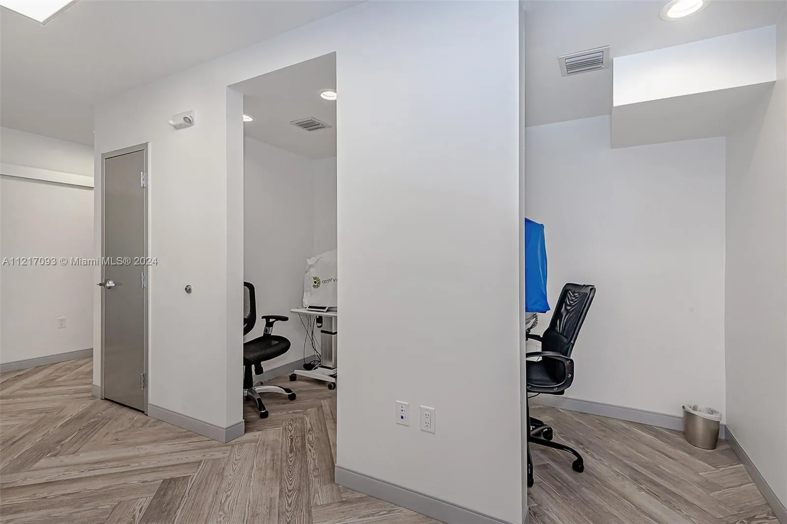 7700 Davie Road Ext, Hollywood, Florida 33024, Hollywood, Florida 33024, ,Commercial Sale,For Sale,7700 Davie Road Ext, Hollywood, Florida 33024,A11217093