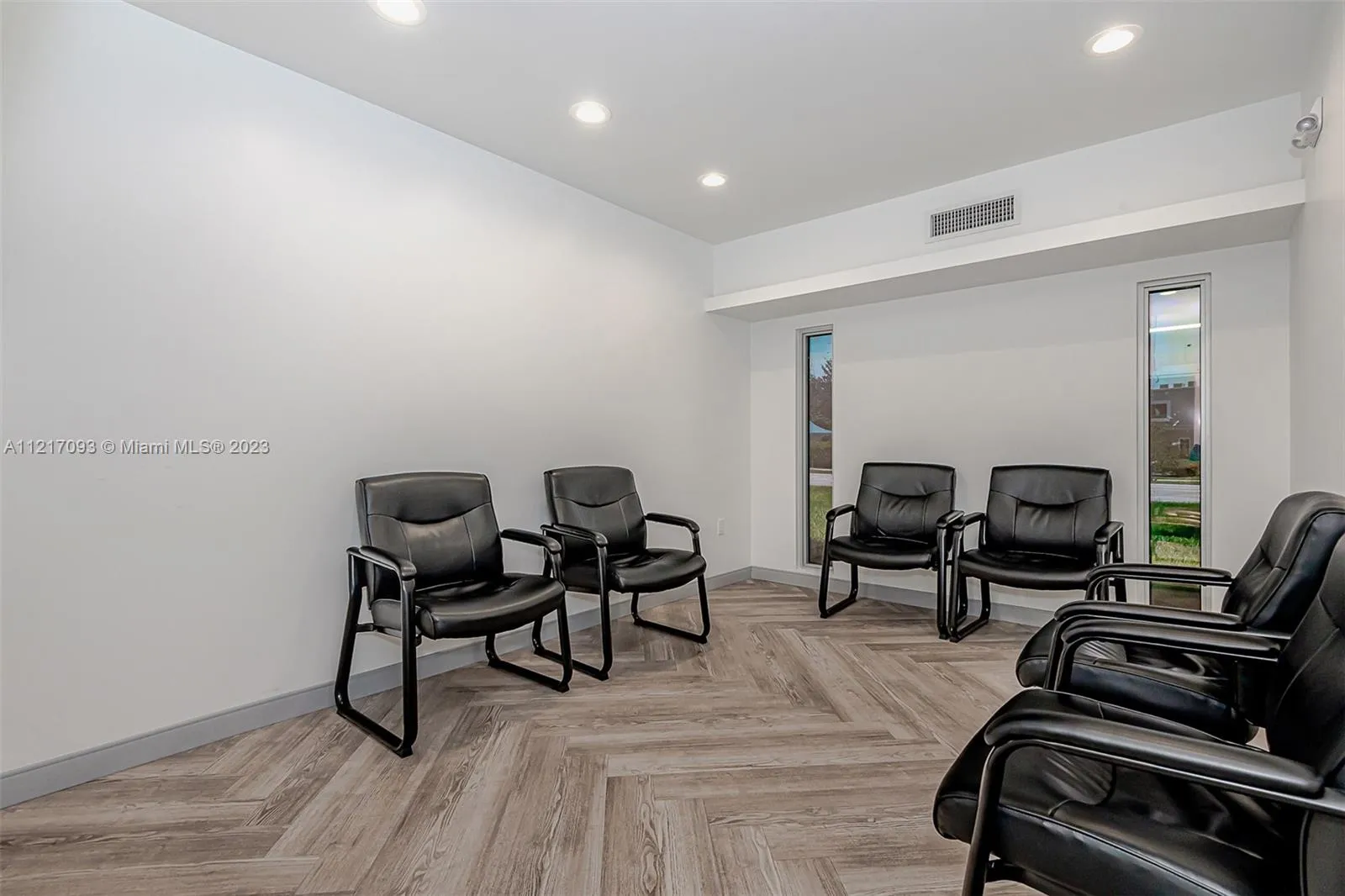 7700 Davie Road Ext, Hollywood, Florida 33024, Hollywood, Florida 33024, ,Commercial Sale,For Sale,7700 Davie Road Ext, Hollywood, Florida 33024,A11217093