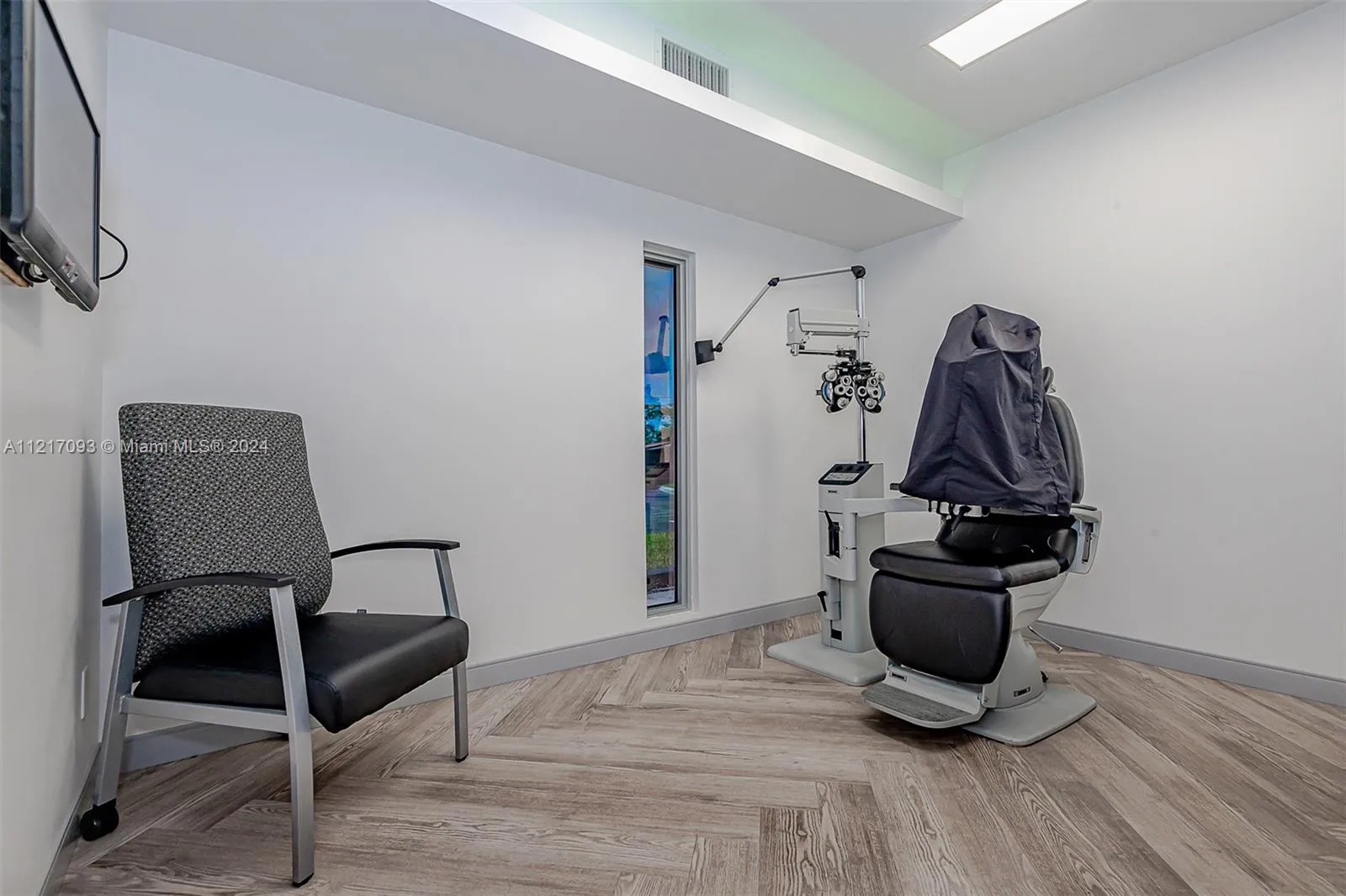 7700 Davie Road Ext, Hollywood, Florida 33024, Hollywood, Florida 33024, ,Commercial Sale,For Sale,7700 Davie Road Ext, Hollywood, Florida 33024,A11217093