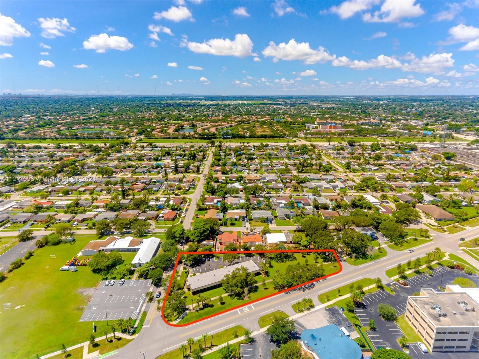 7700 Davie Road Ext, Hollywood, Florida 33024, Hollywood, Florida 33024, ,Commercial Sale,For Sale,7700 Davie Road Ext, Hollywood, Florida 33024,A11217093