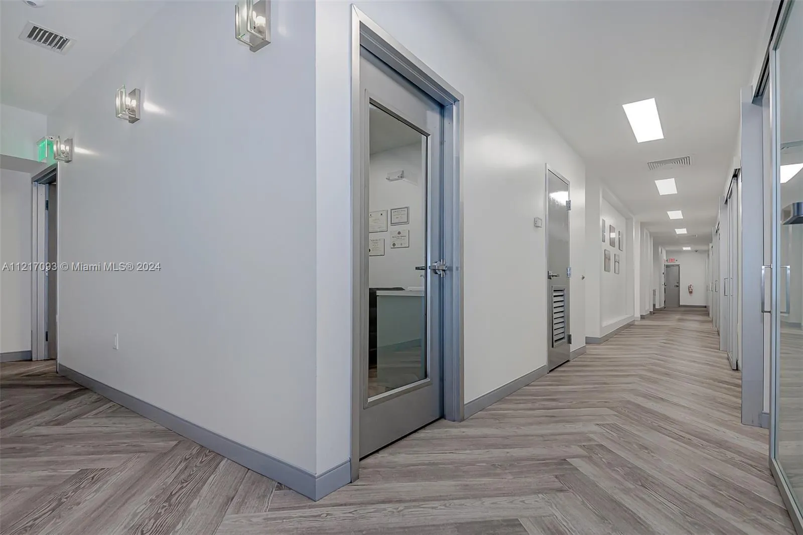 7700 Davie Road Ext, Hollywood, Florida 33024, Hollywood, Florida 33024, ,Commercial Sale,For Sale,7700 Davie Road Ext, Hollywood, Florida 33024,A11217093