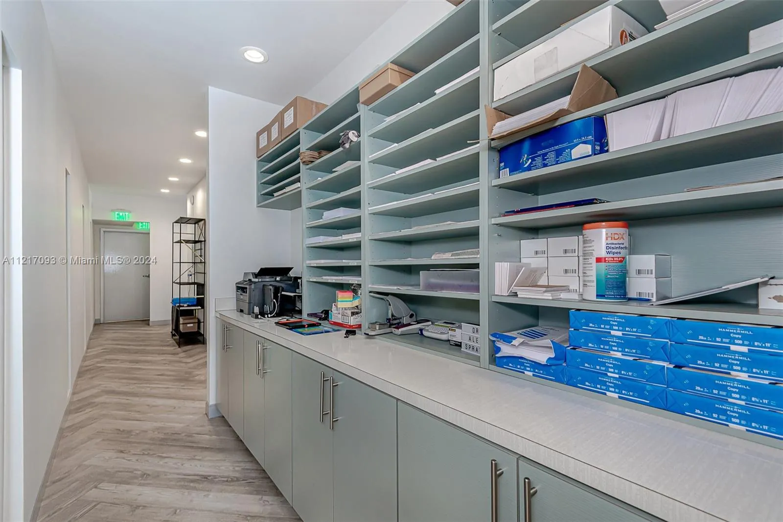 7700 Davie Road Ext, Hollywood, Florida 33024, Hollywood, Florida 33024, ,Commercial Sale,For Sale,7700 Davie Road Ext, Hollywood, Florida 33024,A11217093