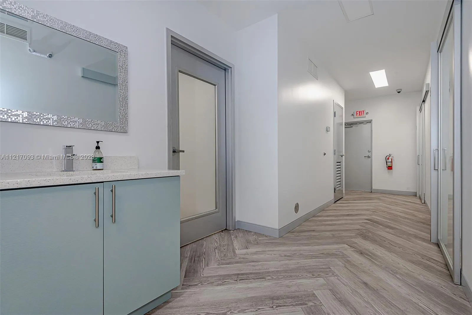 7700 Davie Road Ext, Hollywood, Florida 33024, Hollywood, Florida 33024, ,Commercial Sale,For Sale,7700 Davie Road Ext, Hollywood, Florida 33024,A11217093