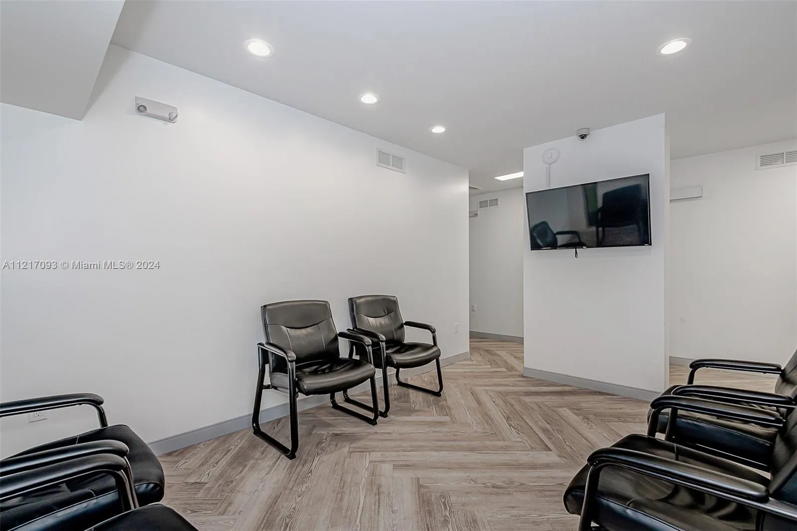 7700 Davie Road Ext, Hollywood, Florida 33024, Hollywood, Florida 33024, ,Commercial Sale,For Sale,7700 Davie Road Ext, Hollywood, Florida 33024,A11217093