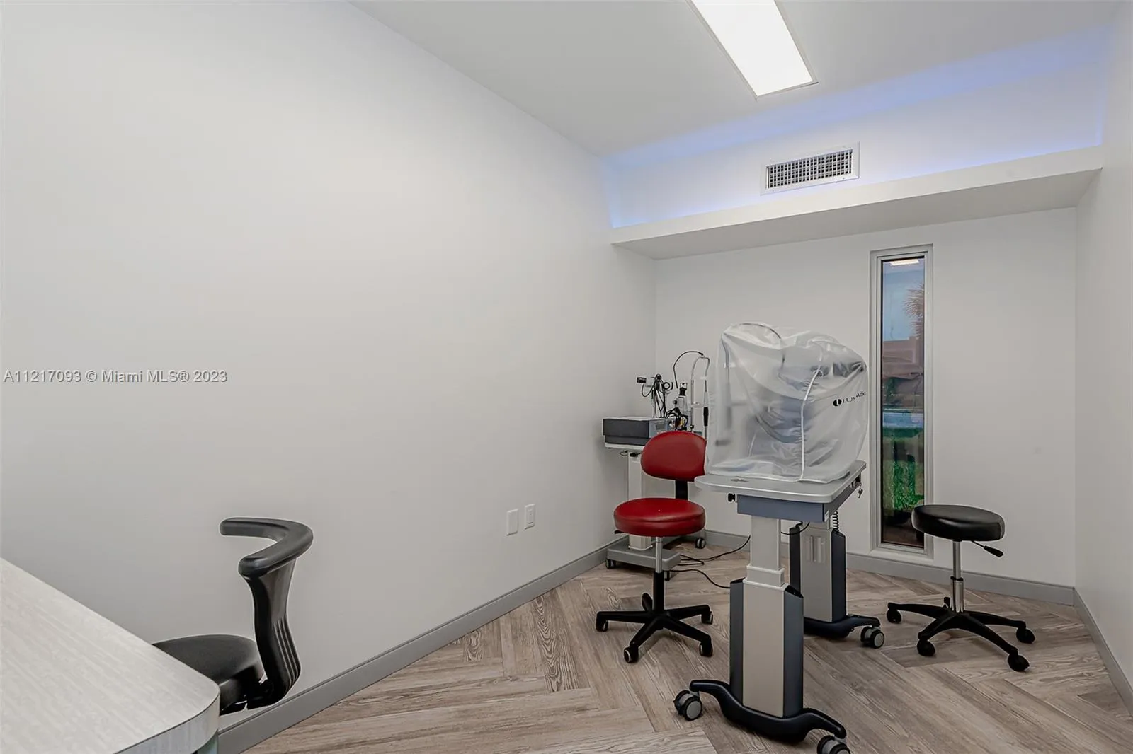 7700 Davie Road Ext, Hollywood, Florida 33024, Hollywood, Florida 33024, ,Commercial Sale,For Sale,7700 Davie Road Ext, Hollywood, Florida 33024,A11217093