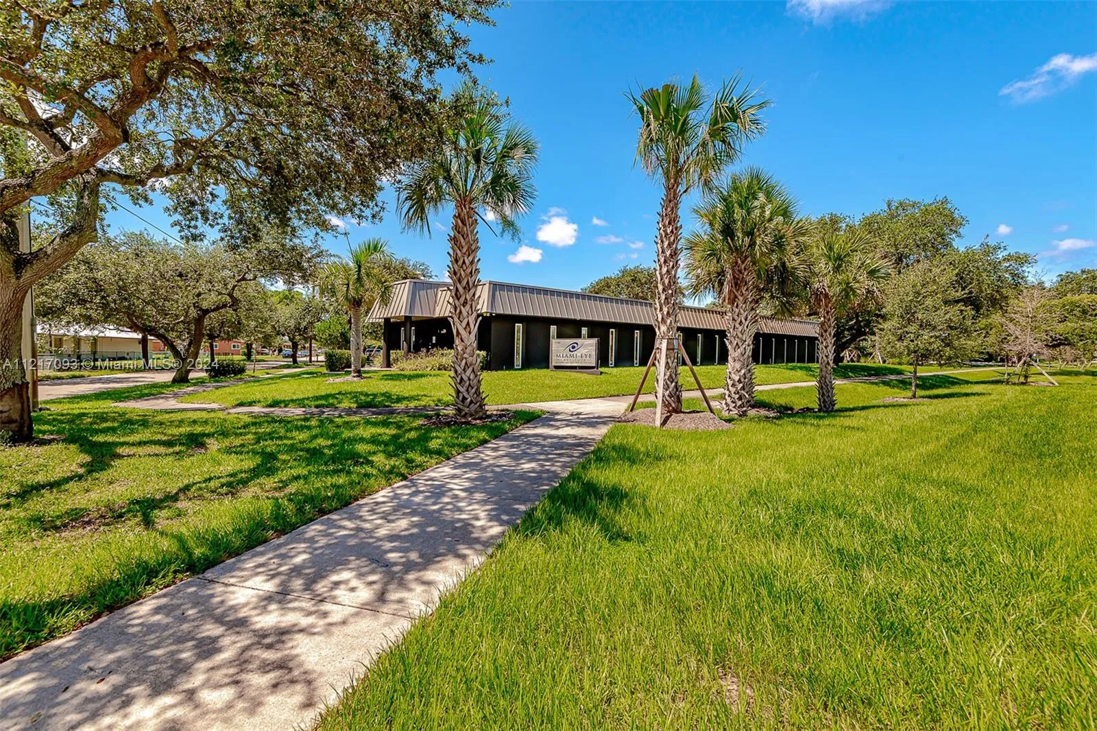 7700 Davie Road Ext, Hollywood, Florida 33024, Hollywood, Florida 33024, ,Commercial Sale,For Sale,7700 Davie Road Ext, Hollywood, Florida 33024,A11217093