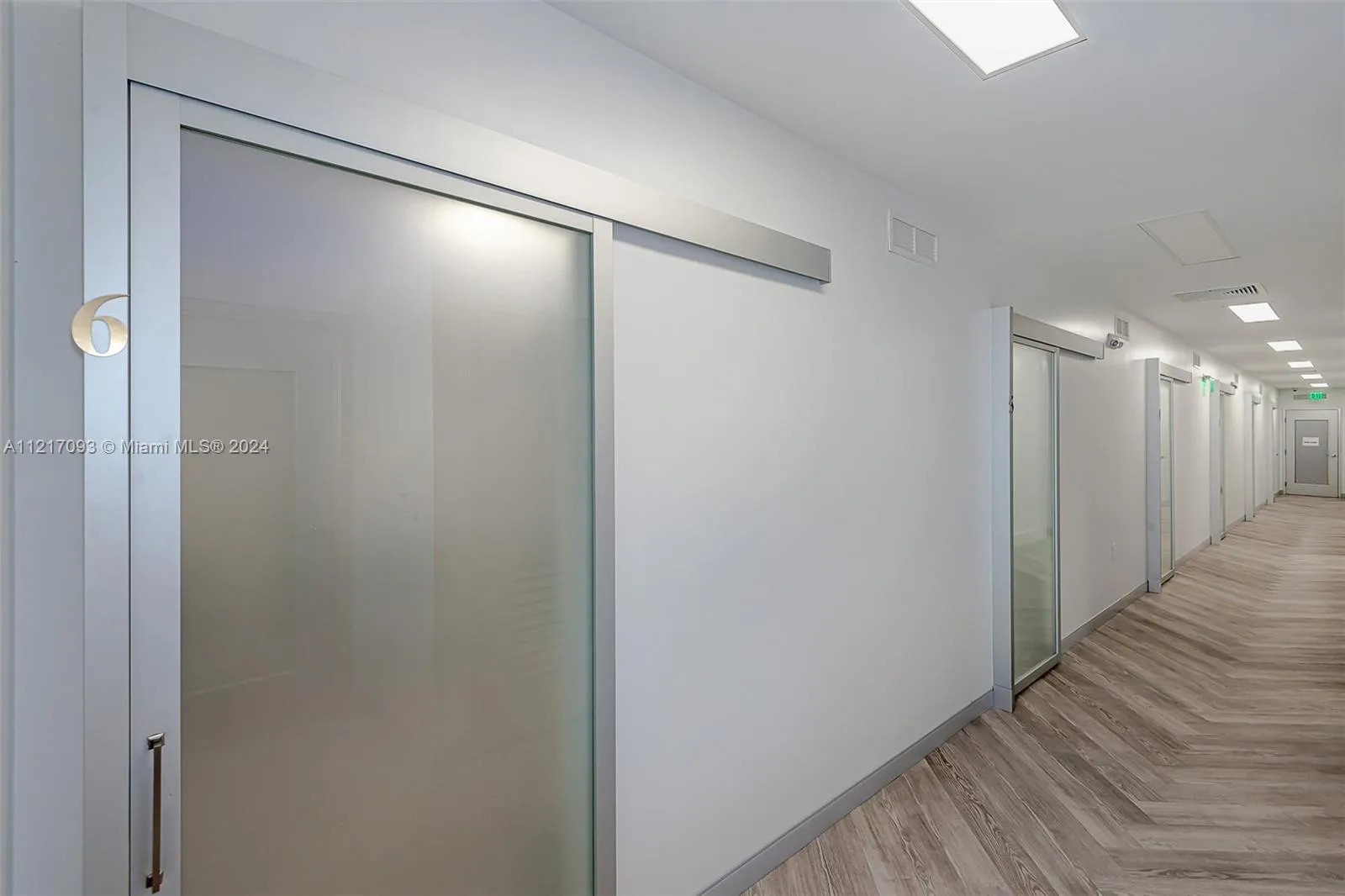 7700 Davie Road Ext, Hollywood, Florida 33024, Hollywood, Florida 33024, ,Commercial Sale,For Sale,7700 Davie Road Ext, Hollywood, Florida 33024,A11217093