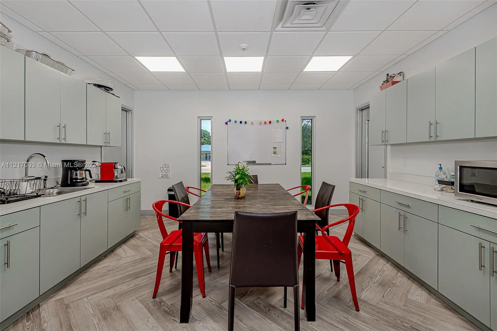 7700 Davie Road Ext, Hollywood, Florida 33024, Hollywood, Florida 33024, ,Commercial Sale,For Sale,7700 Davie Road Ext, Hollywood, Florida 33024,A11217093