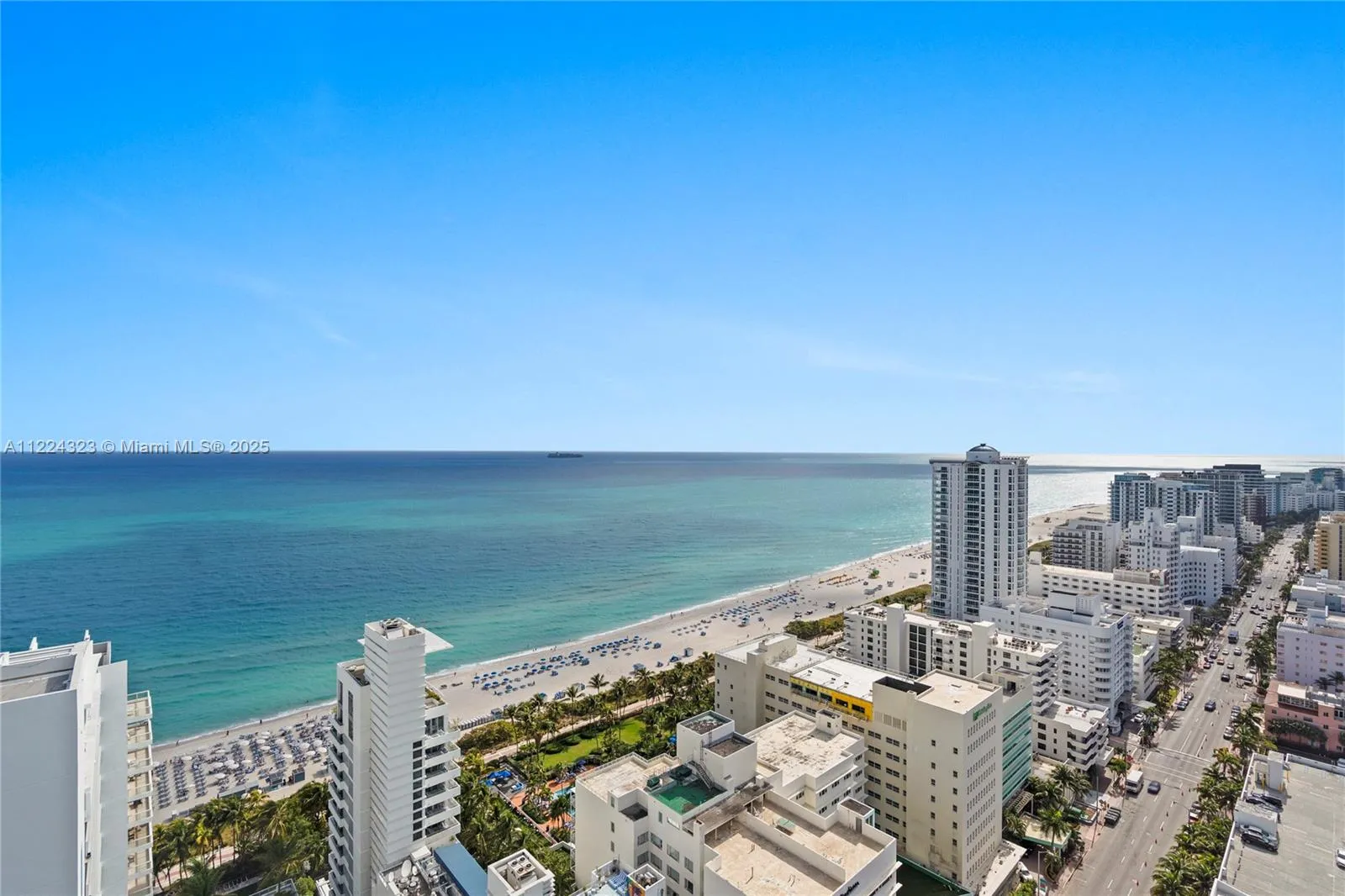 4401 Collins Av 2906/2908, Miami Beach, Florida 33, Miami Beach, Florida 33140, 2 Bedrooms Bedrooms, ,3 BathroomsBathrooms,Residential,For Sale,4401 Collins Av 2906/2908, Miami Beach, Florida 33,A11224323