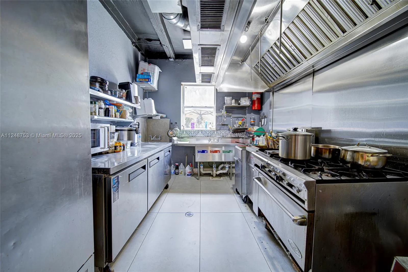 1750 Nw 7th St, Miami, Florida 33125, Miami, Florida 33125, ,Commercial Sale,For Sale,1750 Nw 7th St, Miami, Florida 33125,A11248753