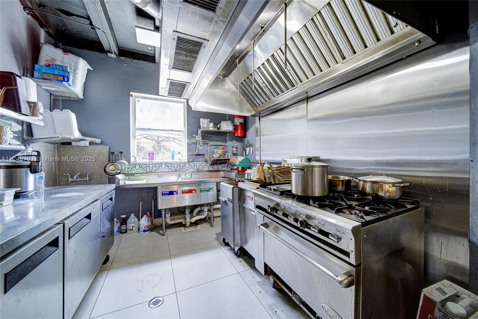 1750 Nw 7th St, Miami, Florida 33125, Miami, Florida 33125, ,Commercial Sale,For Sale,1750 Nw 7th St, Miami, Florida 33125,A11248753