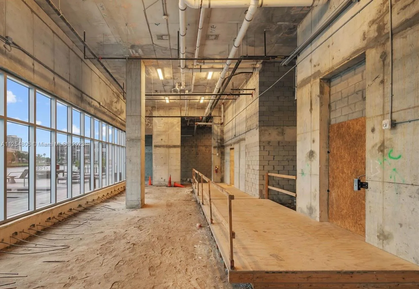 4010 S Ocean Dr Cu-1, Hollywood, Florida 33019, Hollywood, Florida 33019, ,Commercial Sale,For Sale,4010 S Ocean Dr Cu-1, Hollywood, Florida 33019,A11254806