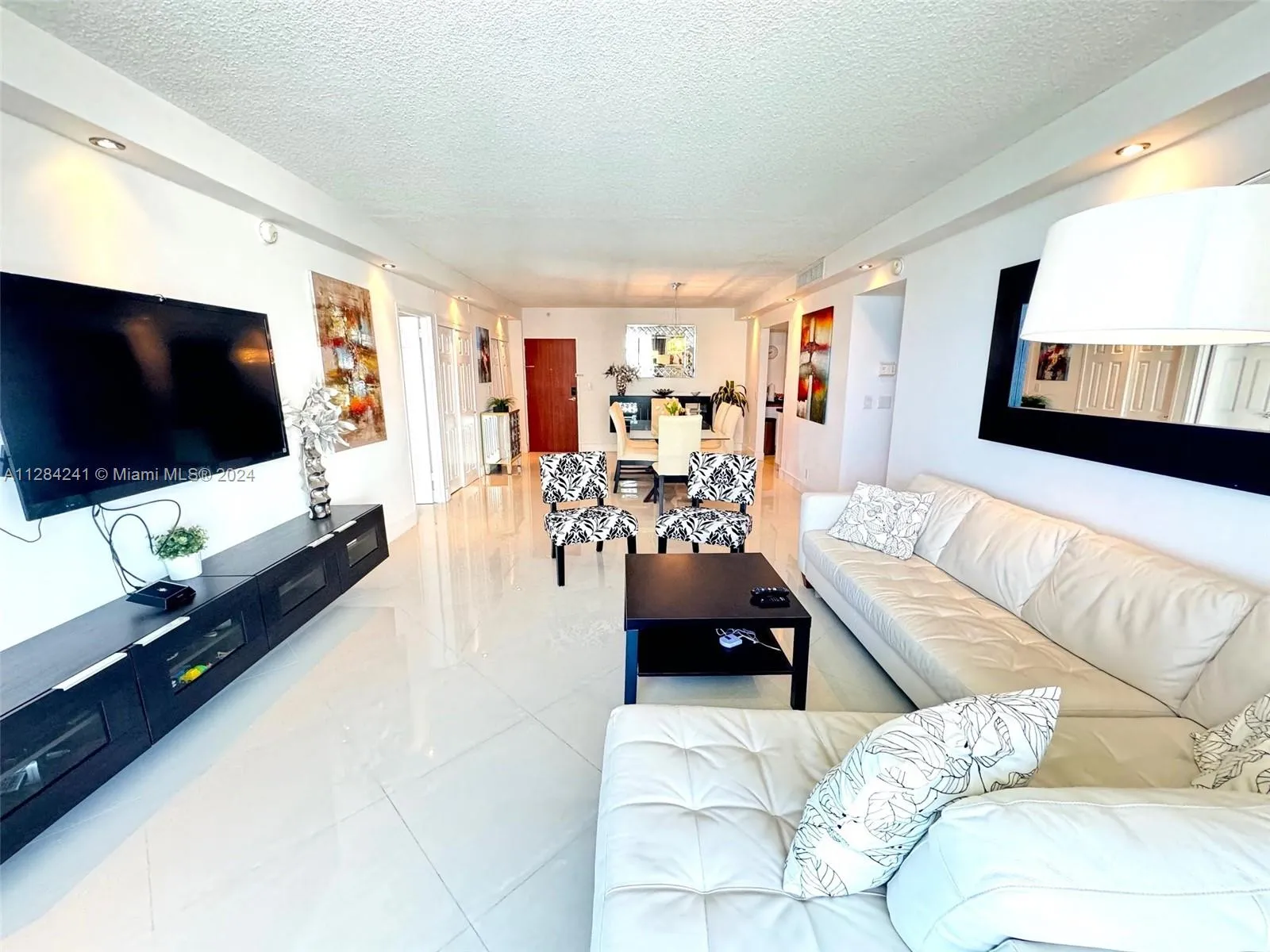 3901 S Ocean Dr 8E, Hollywood, Florida 33019, Hollywood, Florida 33019, 2 Bedrooms Bedrooms, ,2 BathroomsBathrooms,Residential Lease,For Rent,3901 S Ocean Dr 8E, Hollywood, Florida 33019,A11284241