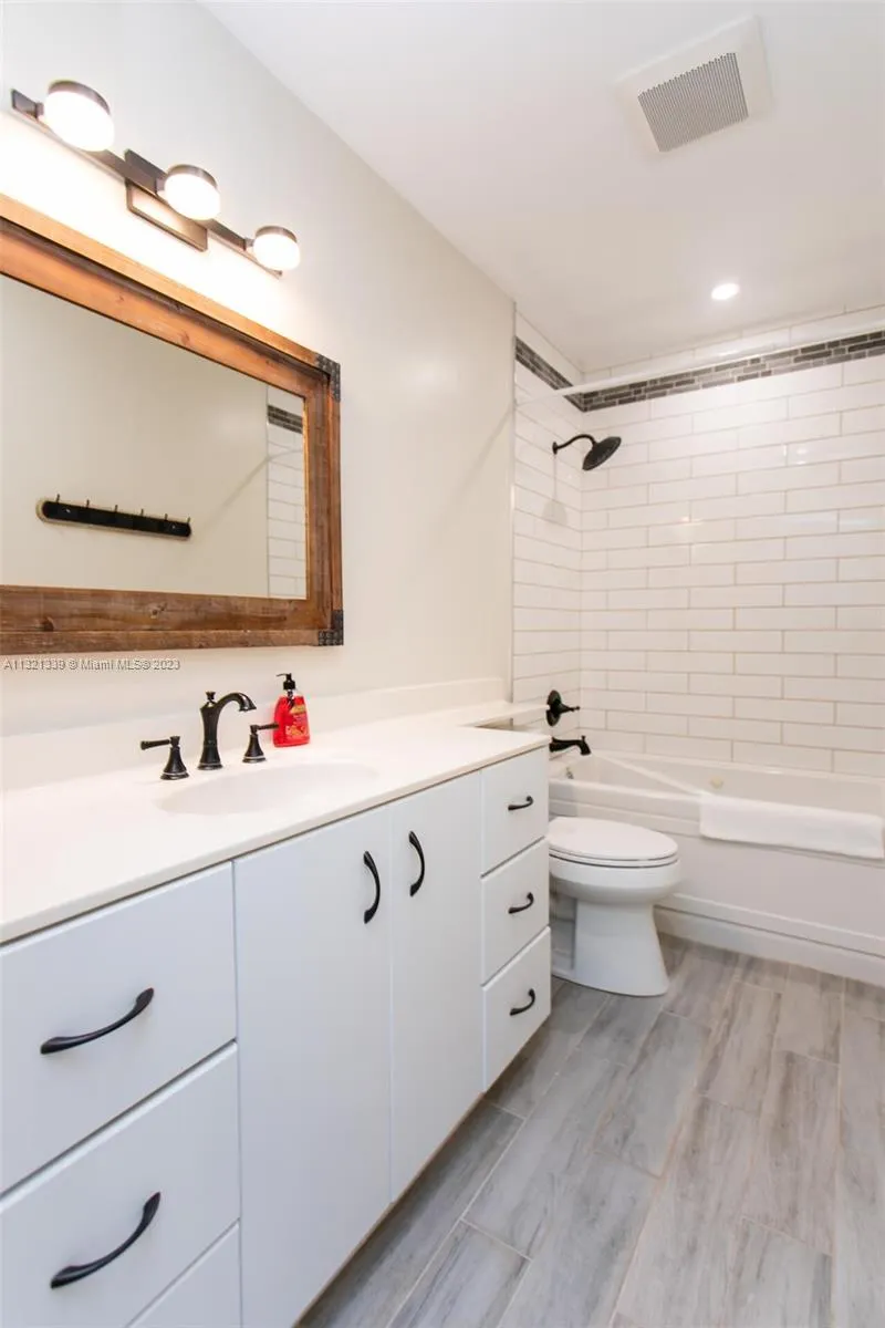 1120 N 13th Terrace, Hollywood, Florida 33019, Hollywood, Florida 33019, 4 Bedrooms Bedrooms, ,2 BathroomsBathrooms,Residential Lease,For Rent,1120 N 13th Terrace, Hollywood, Florida 33019,A11321339