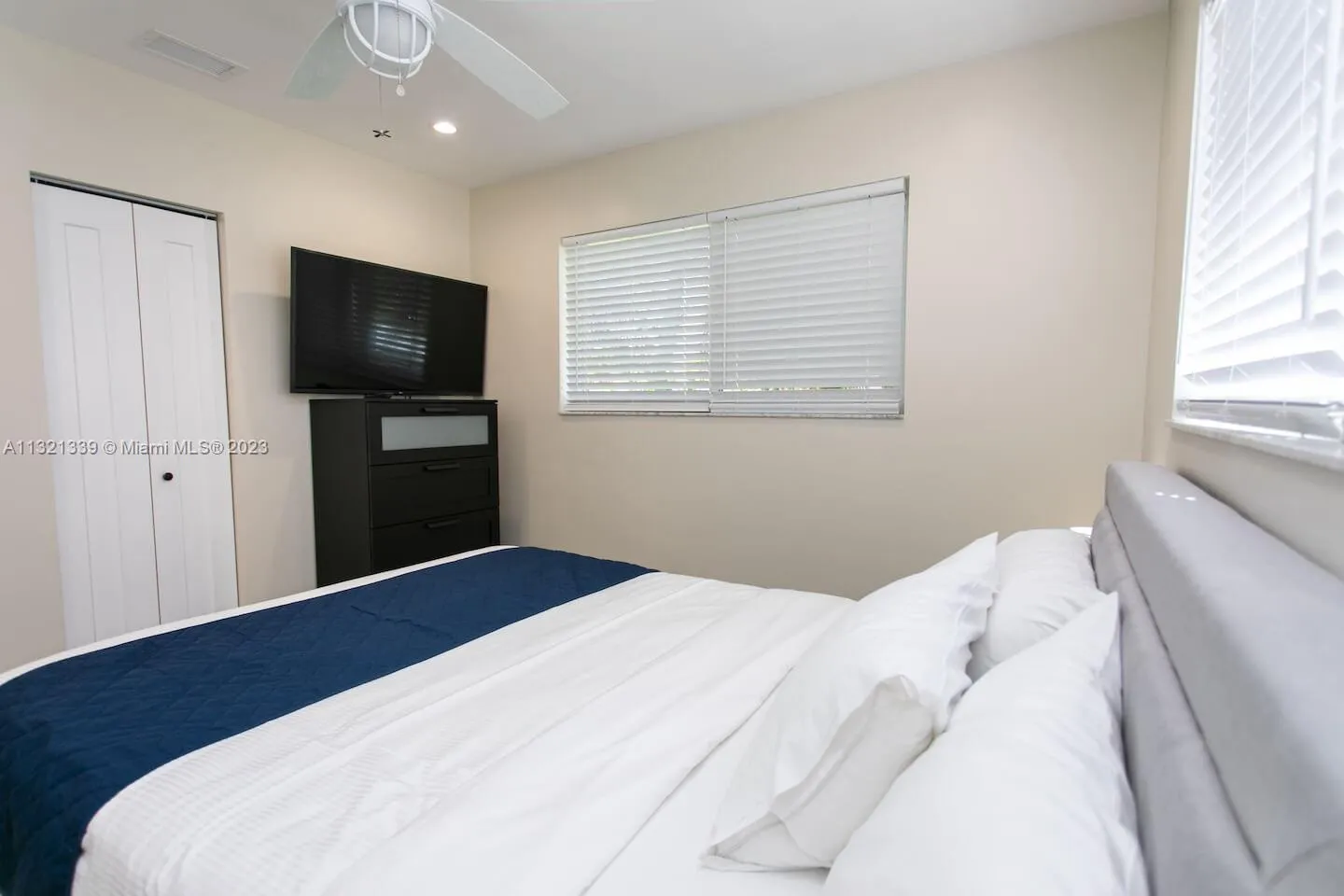 1120 N 13th Terrace, Hollywood, Florida 33019, Hollywood, Florida 33019, 4 Bedrooms Bedrooms, ,2 BathroomsBathrooms,Residential Lease,For Rent,1120 N 13th Terrace, Hollywood, Florida 33019,A11321339