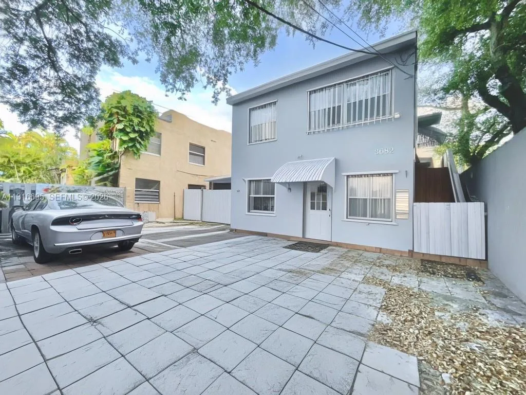 3682 Sw 26th St 2, Miami, Florida 33133, Miami, Florida 33133, 2 Bedrooms Bedrooms, ,1 BathroomBathrooms,Residential Lease,For Rent,3682 Sw 26th St 2, Miami, Florida 33133,A11316695 3682 Sw 26th St 2, Miami, Florida 33133, Miami, Florida 33133, 2 Bedrooms Bedrooms, ,1 BathroomBathrooms,Residential Lease,For Rent,3682 Sw 26th St 2, Miami, Florida 33133,A11316695