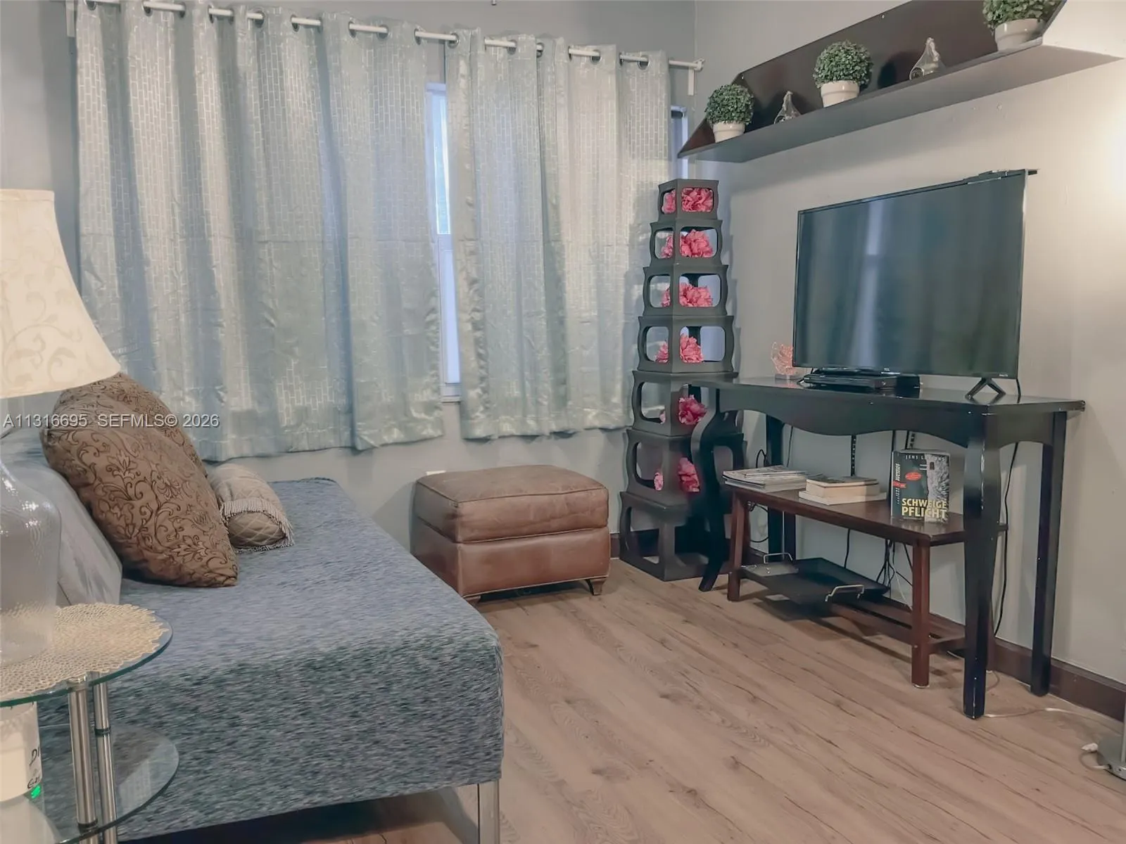 3682 Sw 26th St 2, Miami, Florida 33133, Miami, Florida 33133, 2 Bedrooms Bedrooms, ,1 BathroomBathrooms,Residential Lease,For Rent,3682 Sw 26th St 2, Miami, Florida 33133,A11316695