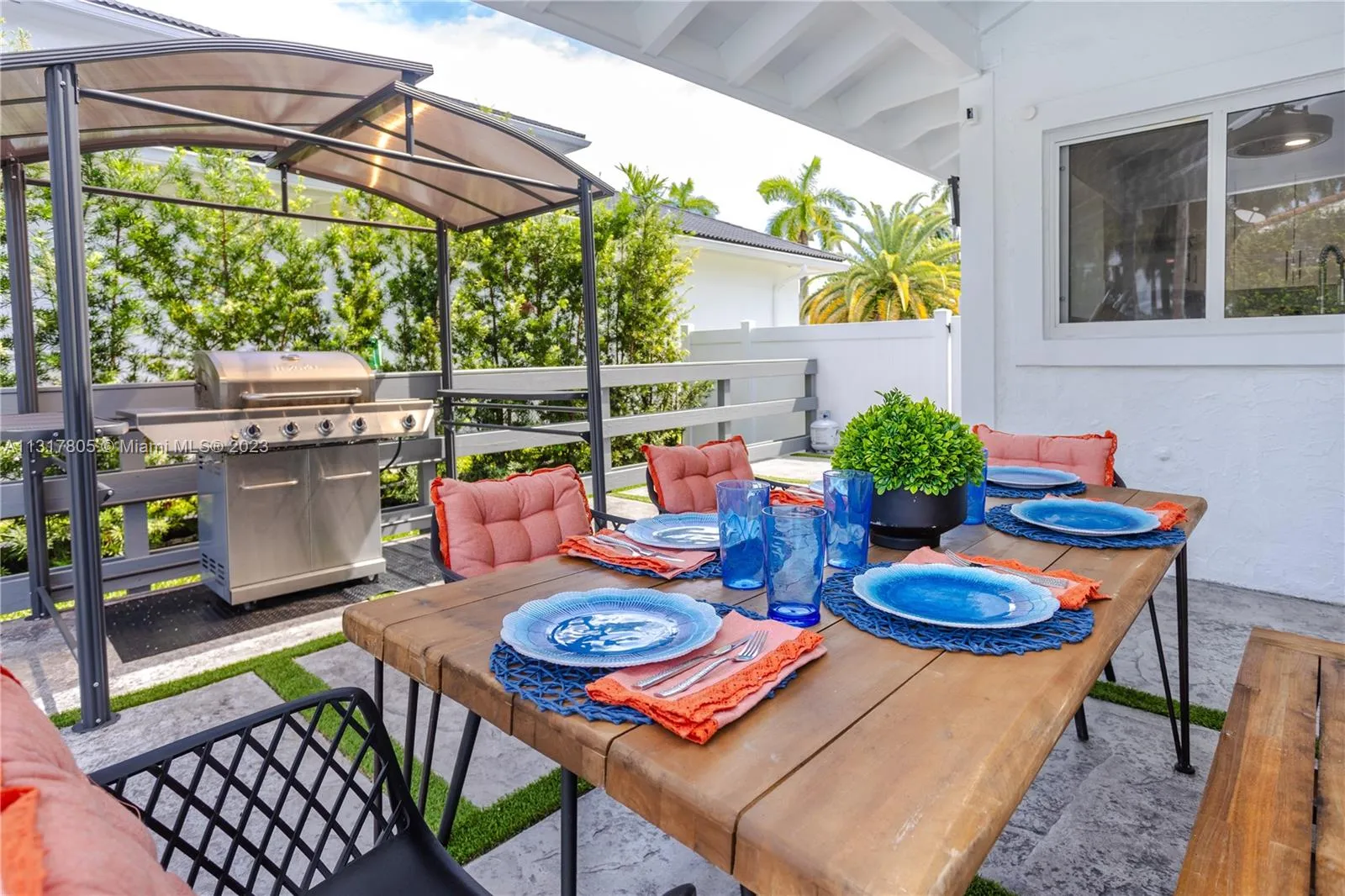 1109 Hollywood Blvd, Hollywood, Florida 33019, Hollywood, Florida 33019, 5 Bedrooms Bedrooms, ,3 BathroomsBathrooms,Residential Lease,For Rent,1109 Hollywood Blvd, Hollywood, Florida 33019,A11317805
