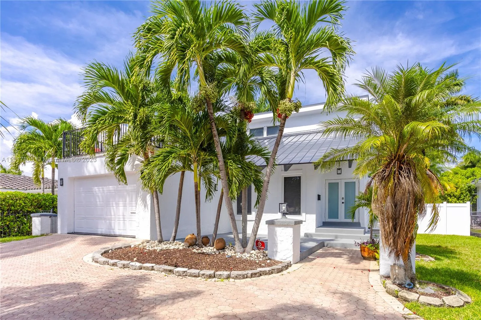 1109 Hollywood Blvd, Hollywood, Florida 33019, Hollywood, Florida 33019, 5 Bedrooms Bedrooms, ,3 BathroomsBathrooms,Residential Lease,For Rent,1109 Hollywood Blvd, Hollywood, Florida 33019,A11317805