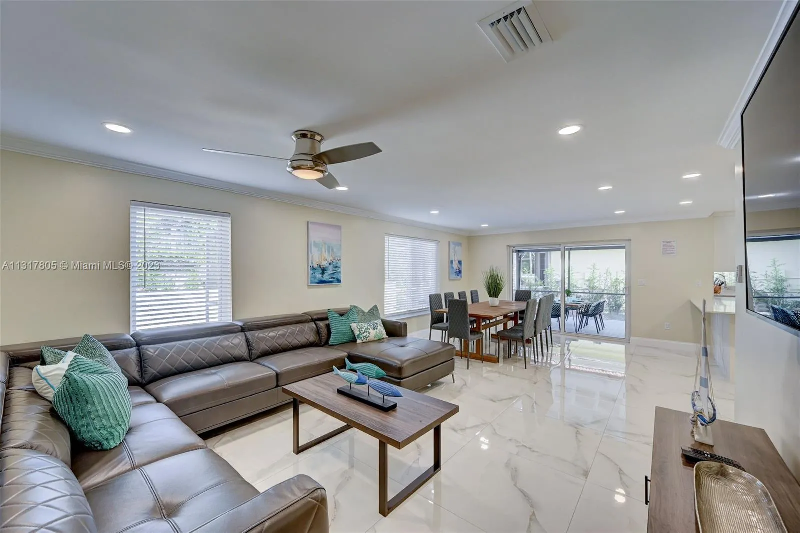1109 Hollywood Blvd, Hollywood, Florida 33019, Hollywood, Florida 33019, 5 Bedrooms Bedrooms, ,3 BathroomsBathrooms,Residential Lease,For Rent,1109 Hollywood Blvd, Hollywood, Florida 33019,A11317805