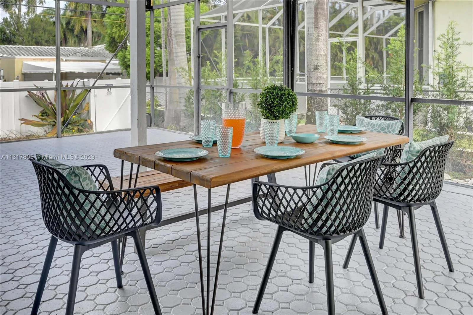 1109 Hollywood Blvd, Hollywood, Florida 33019, Hollywood, Florida 33019, 5 Bedrooms Bedrooms, ,3 BathroomsBathrooms,Residential Lease,For Rent,1109 Hollywood Blvd, Hollywood, Florida 33019,A11317805