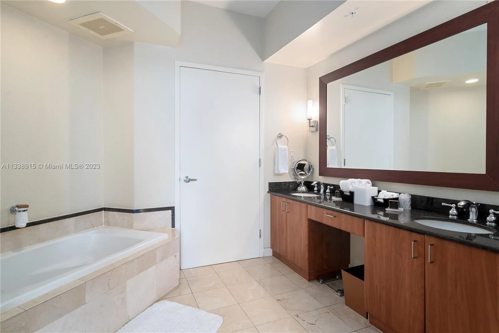 18001 Collins Ave 2109, Sunny Isles Beach, Florida, Sunny Isles Beach, Florida 33160, 2 Bedrooms Bedrooms, ,2 BathroomsBathrooms,Residential,For Sale,18001 Collins Ave 2109, Sunny Isles Beach, Florida,A11338915