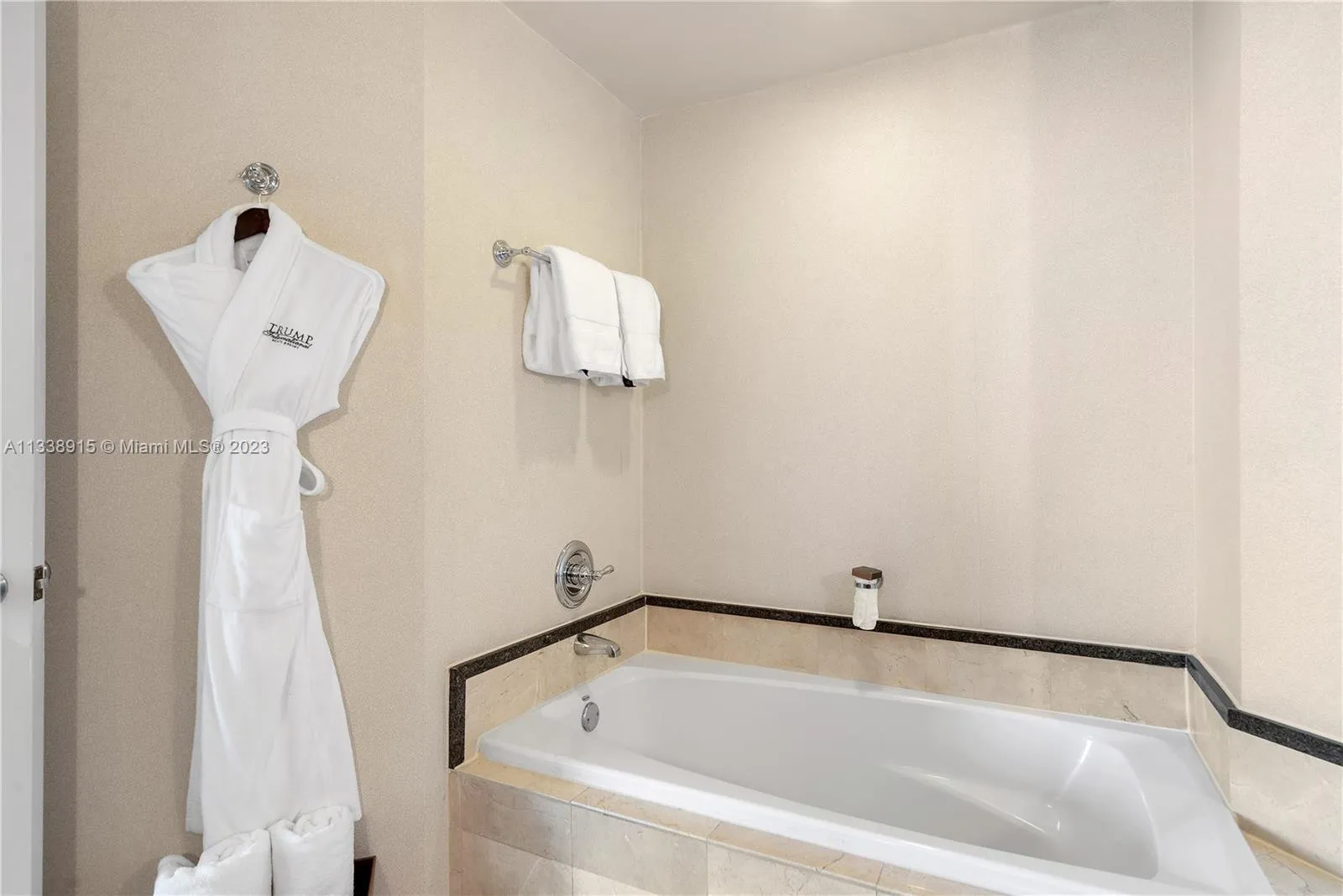 18001 Collins Ave 2109, Sunny Isles Beach, Florida, Sunny Isles Beach, Florida 33160, 2 Bedrooms Bedrooms, ,2 BathroomsBathrooms,Residential,For Sale,18001 Collins Ave 2109, Sunny Isles Beach, Florida,A11338915
