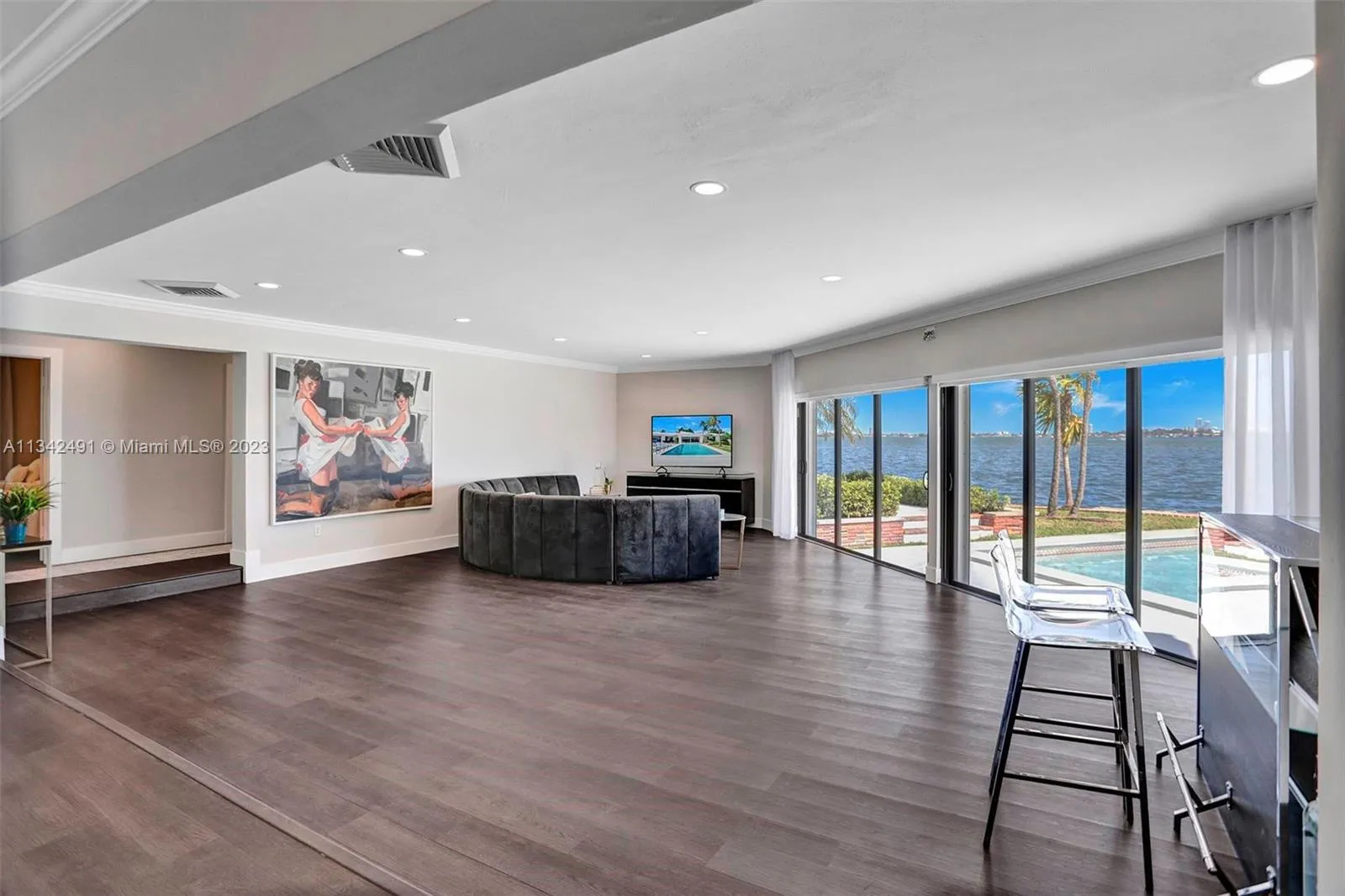 9101 N Bayshore Dr, Miami, Florida 33138, Miami, Florida 33138, 6 Bedrooms Bedrooms, ,5 BathroomsBathrooms,Residential Lease,For Rent,9101 N Bayshore Dr, Miami, Florida 33138,A11342491