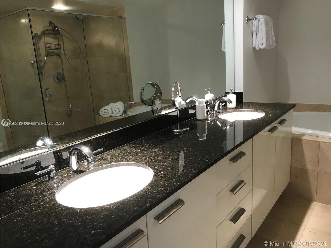 1830 S Ocean Dr 1706, Hallandale Beach, Florida 33, Hallandale Beach, Florida 33009, 2 Bedrooms Bedrooms, ,2 BathroomsBathrooms,Residential Lease,For Rent,1830 S Ocean Dr 1706, Hallandale Beach, Florida 33,A11358221