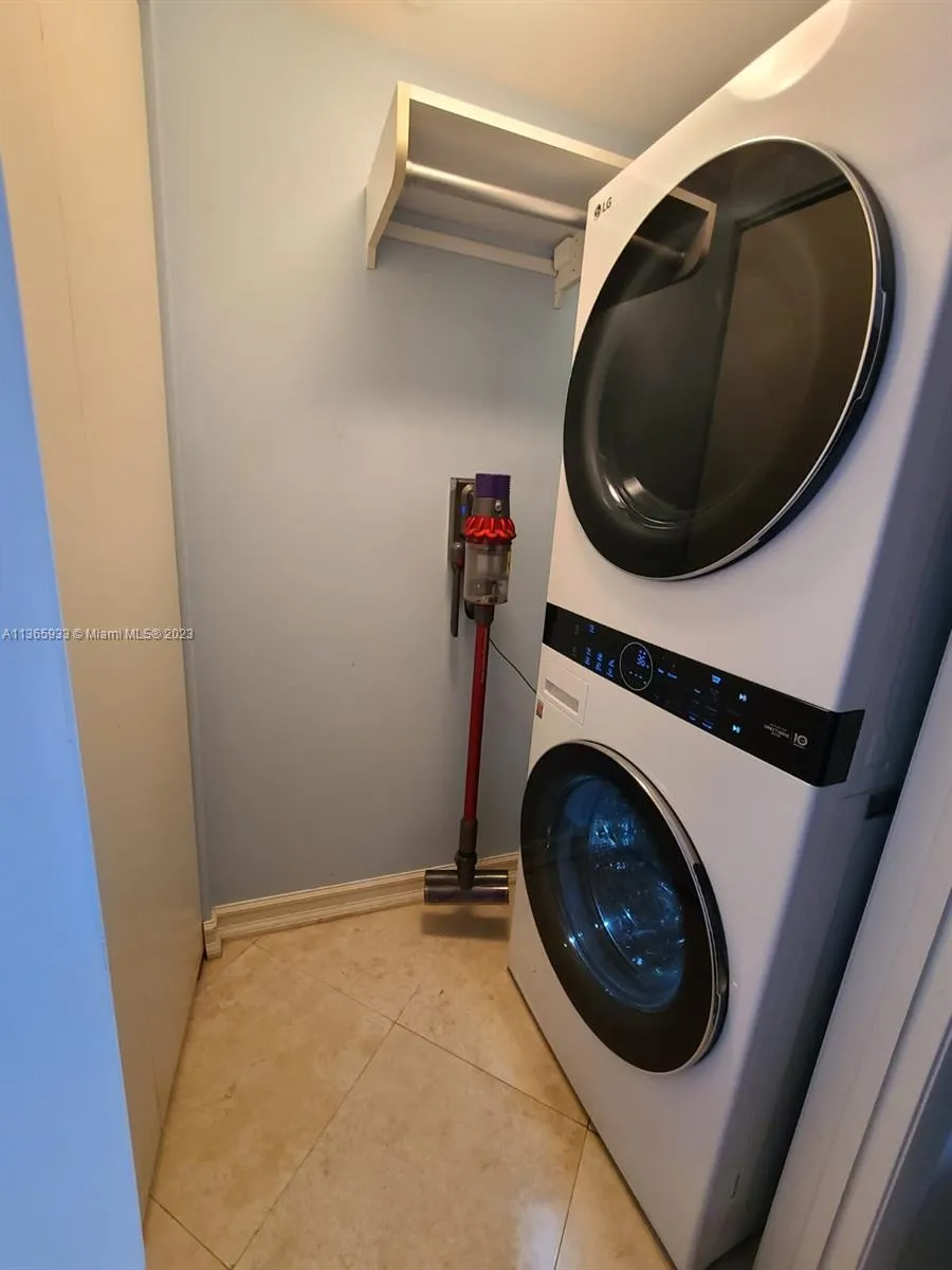 1830 S Ocean Dr 3511, Hallandale Beach, Florida 33, Hallandale Beach, Florida 33009, 3 Bedrooms Bedrooms, ,2 BathroomsBathrooms,Residential Lease,For Rent,1830 S Ocean Dr 3511, Hallandale Beach, Florida 33,A11365933