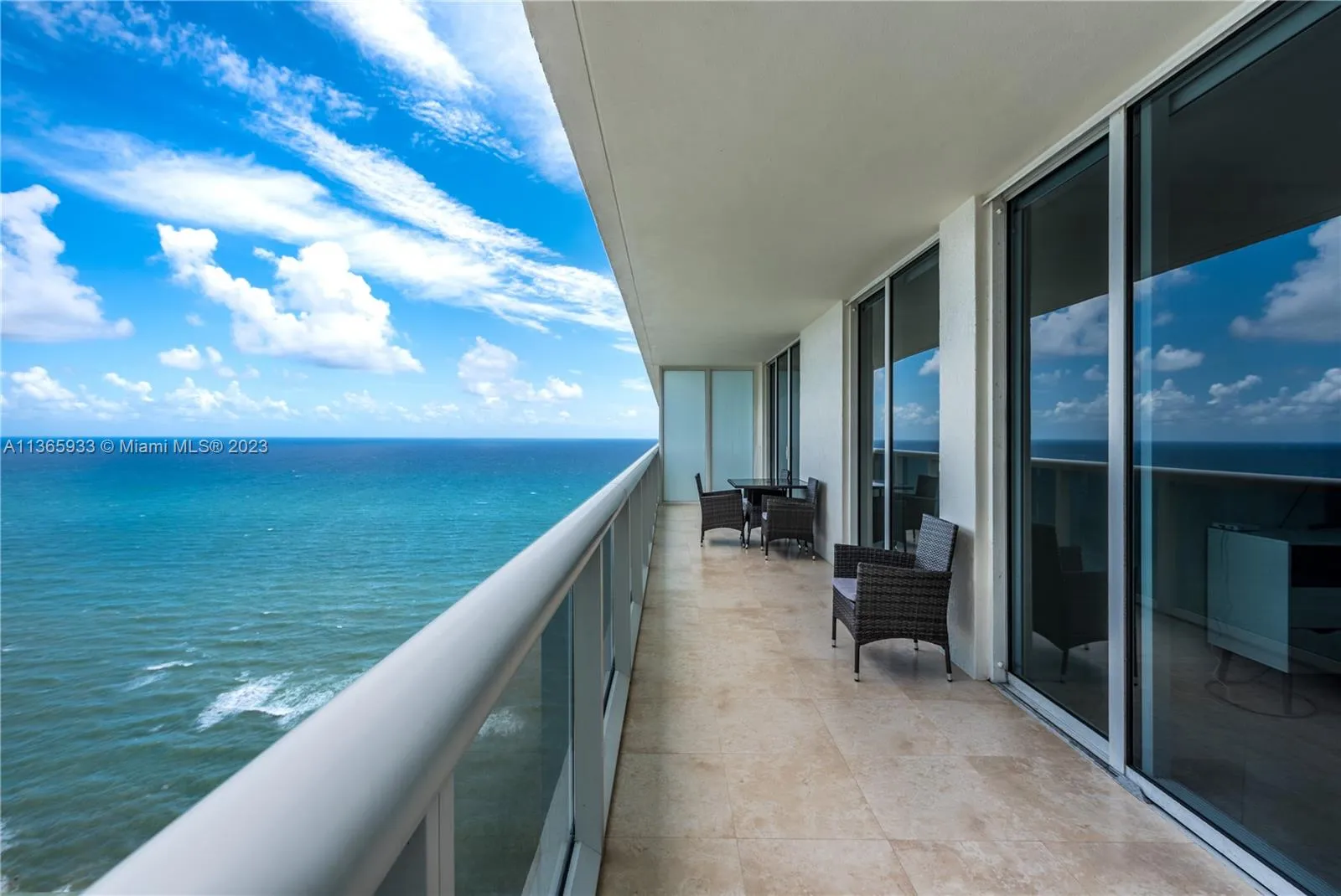 1830 S Ocean Dr 3511, Hallandale Beach, Florida 33, Hallandale Beach, Florida 33009, 3 Bedrooms Bedrooms, ,2 BathroomsBathrooms,Residential Lease,For Rent,1830 S Ocean Dr 3511, Hallandale Beach, Florida 33,A11365933