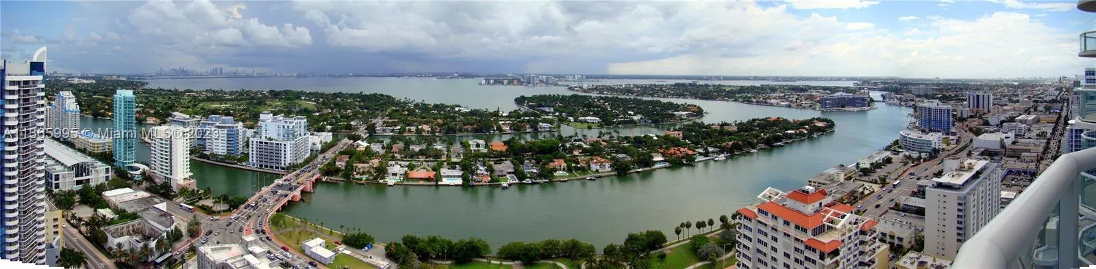 6365 Collins Av 3407, Miami Beach, Florida 33141, Miami Beach, Florida 33141, 2 Bedrooms Bedrooms, ,2 BathroomsBathrooms,Residential Lease,For Rent,6365 Collins Av 3407, Miami Beach, Florida 33141,A11365995