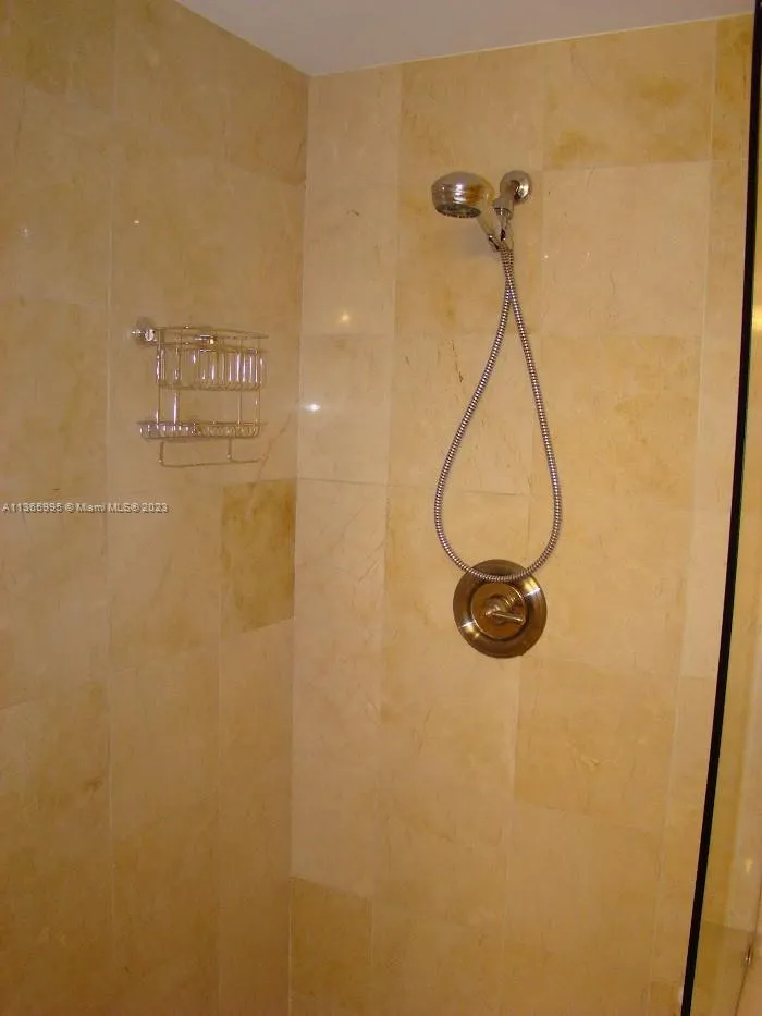 6365 Collins Av 3407, Miami Beach, Florida 33141, Miami Beach, Florida 33141, 2 Bedrooms Bedrooms, ,2 BathroomsBathrooms,Residential Lease,For Rent,6365 Collins Av 3407, Miami Beach, Florida 33141,A11365995