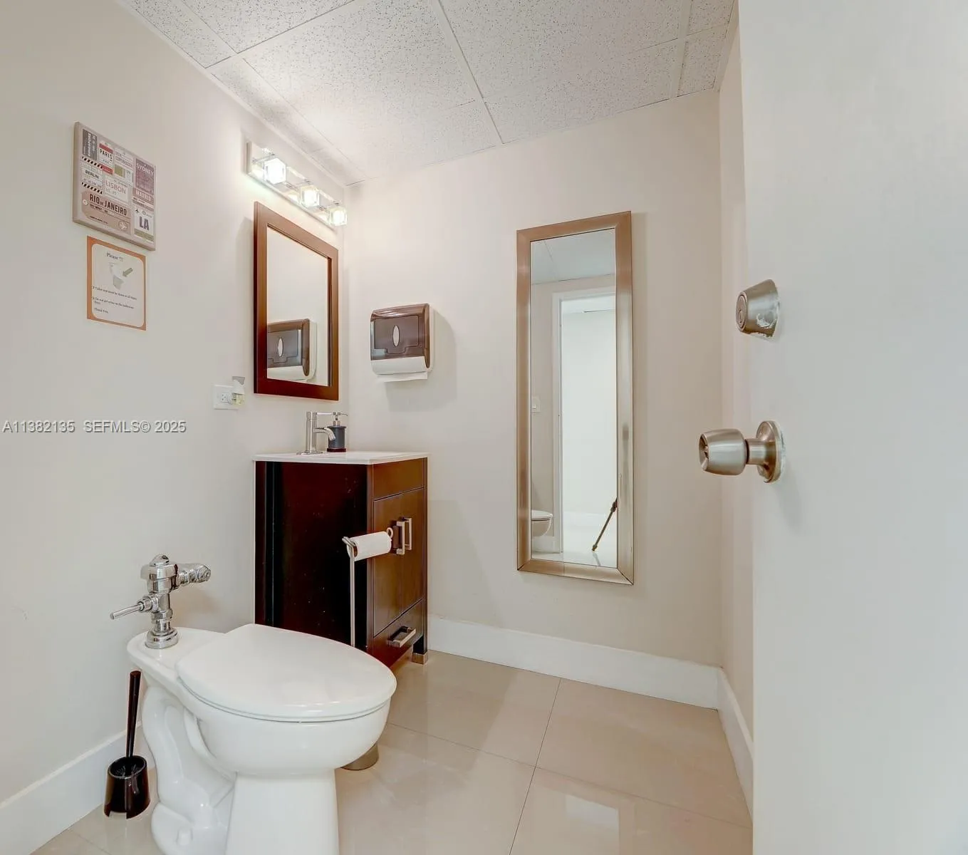 825 Brickell Bay Dr 246-8, Miami, Florida 33131, ,Commercial Lease,For Rent,825 Brickell Bay Dr 246-8,A11382135