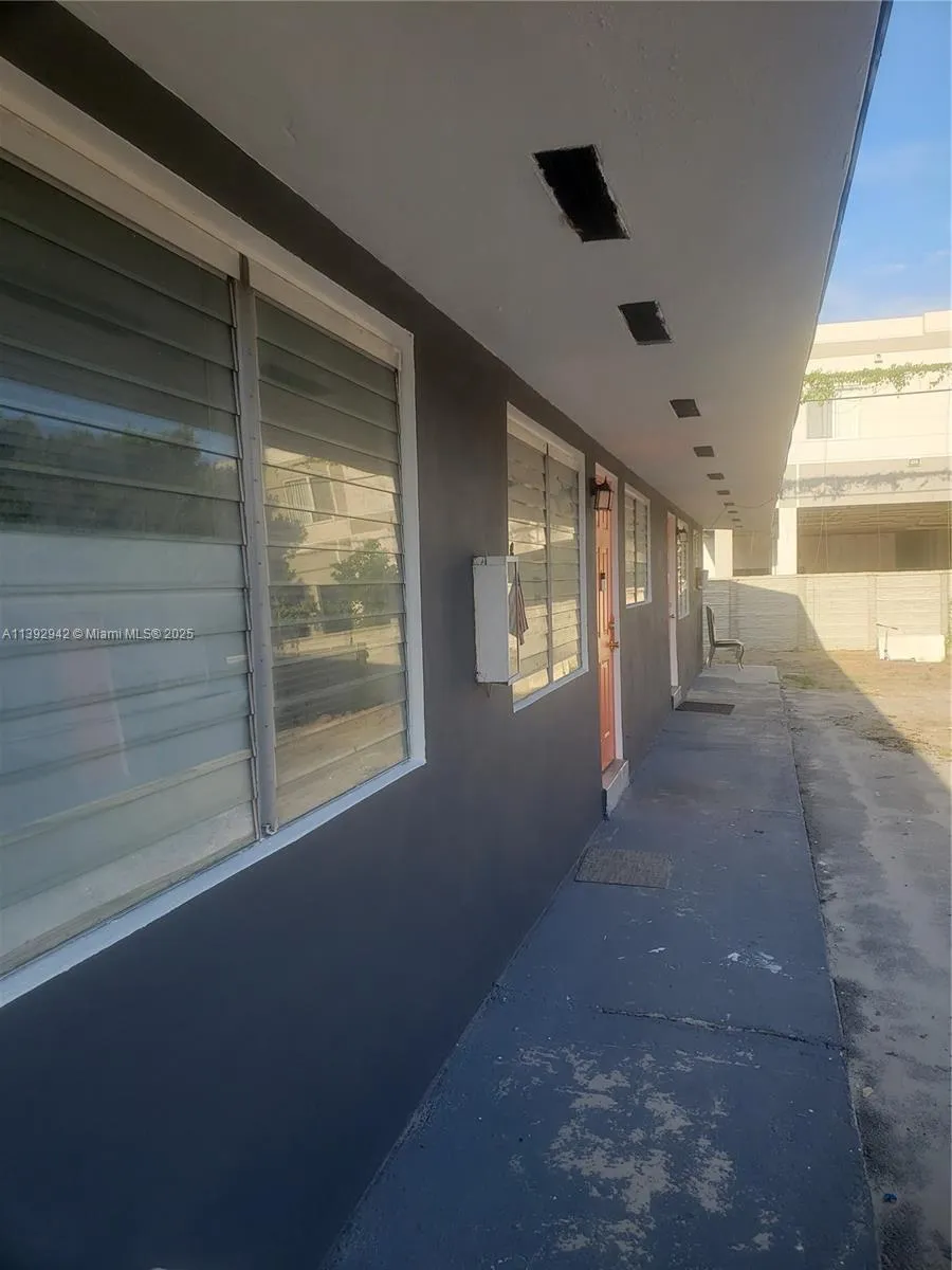 2865 Nw 22nd Ave, Miami, Florida 33142, Miami, Florida 33142, ,Residential Income,For Sale,2865 Nw 22nd Ave, Miami, Florida 33142,A11392942